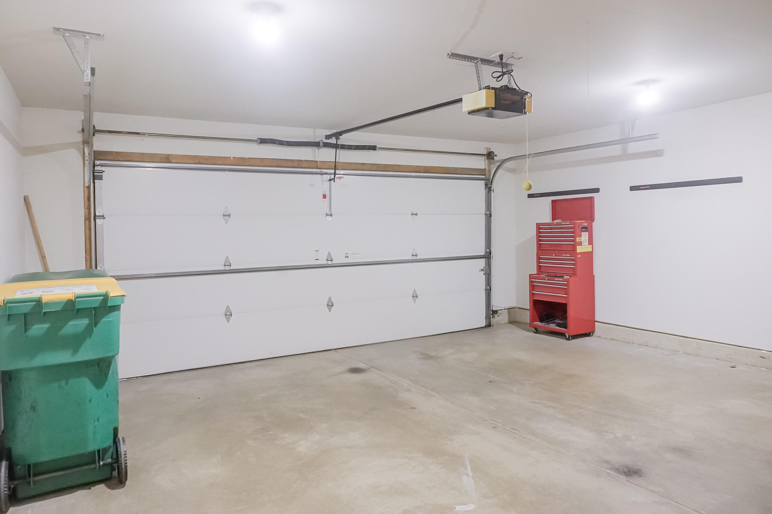 1832 Windfield Drive, Munster, IN 46321; Image #20