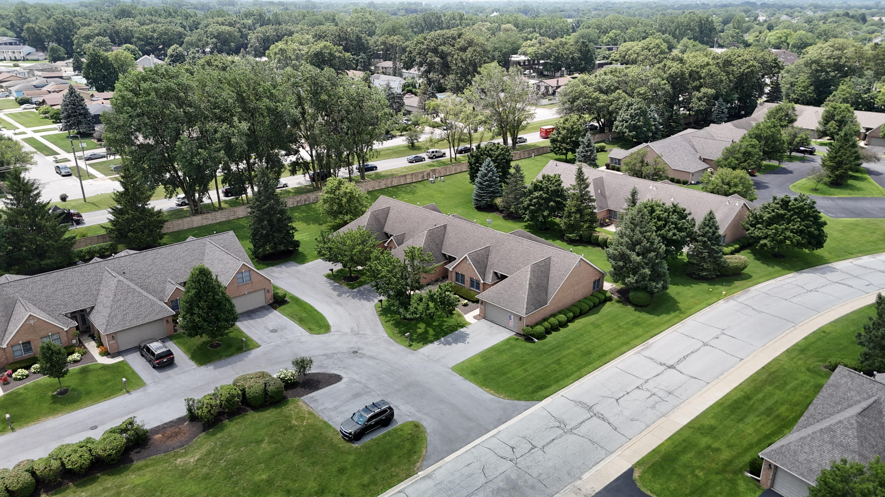 1832 Windfield Drive, Munster, IN 46321; Image #21