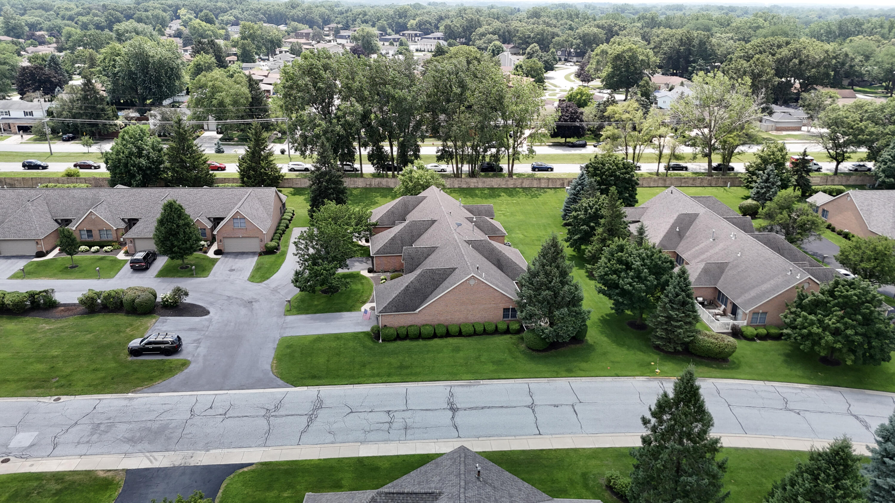 1832 Windfield Drive, Munster, IN 46321; Image #23