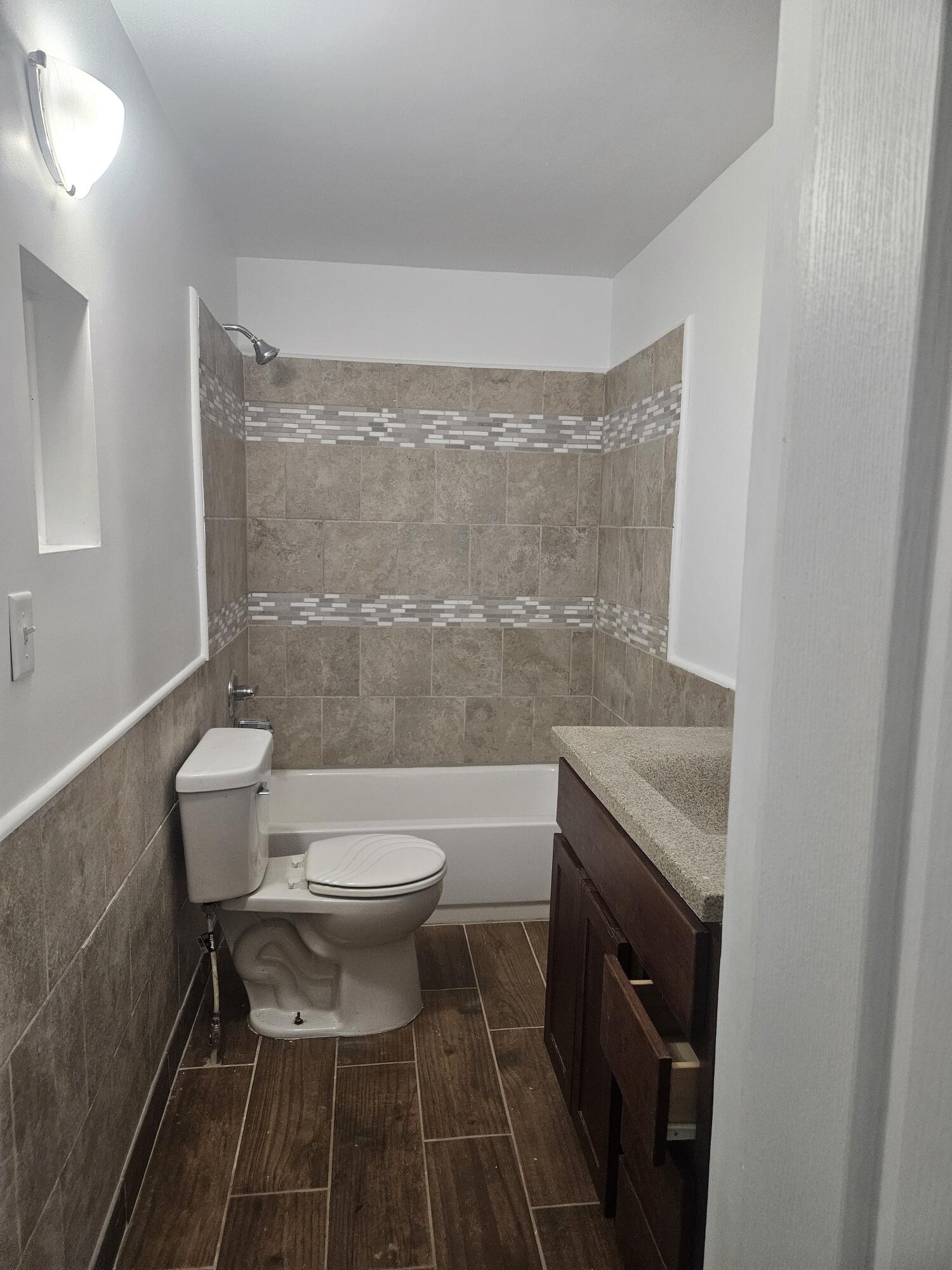 8416 E Lindstrom Lane, New Carlisle, IN 46552; Image #30