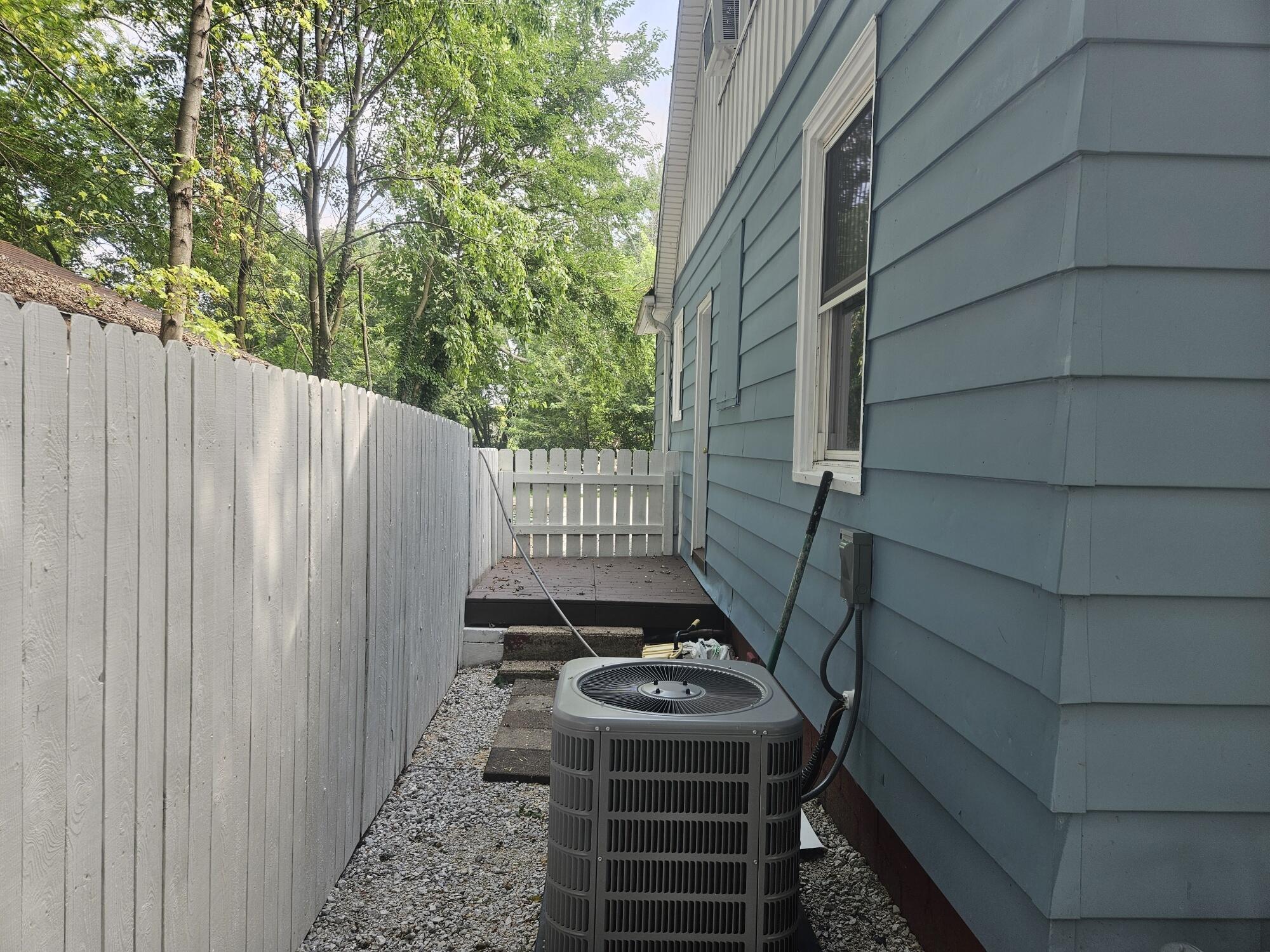8416 E Lindstrom Lane, New Carlisle, IN 46552; Image #44