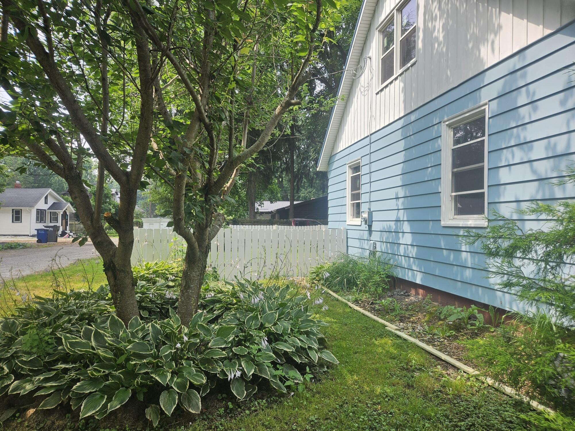 8416 E Lindstrom Lane, New Carlisle, IN 46552; Image #47