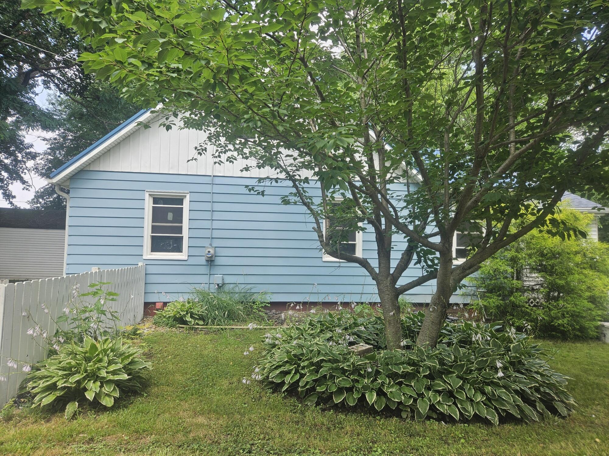 8416 E Lindstrom Lane, New Carlisle, IN 46552; Image #5