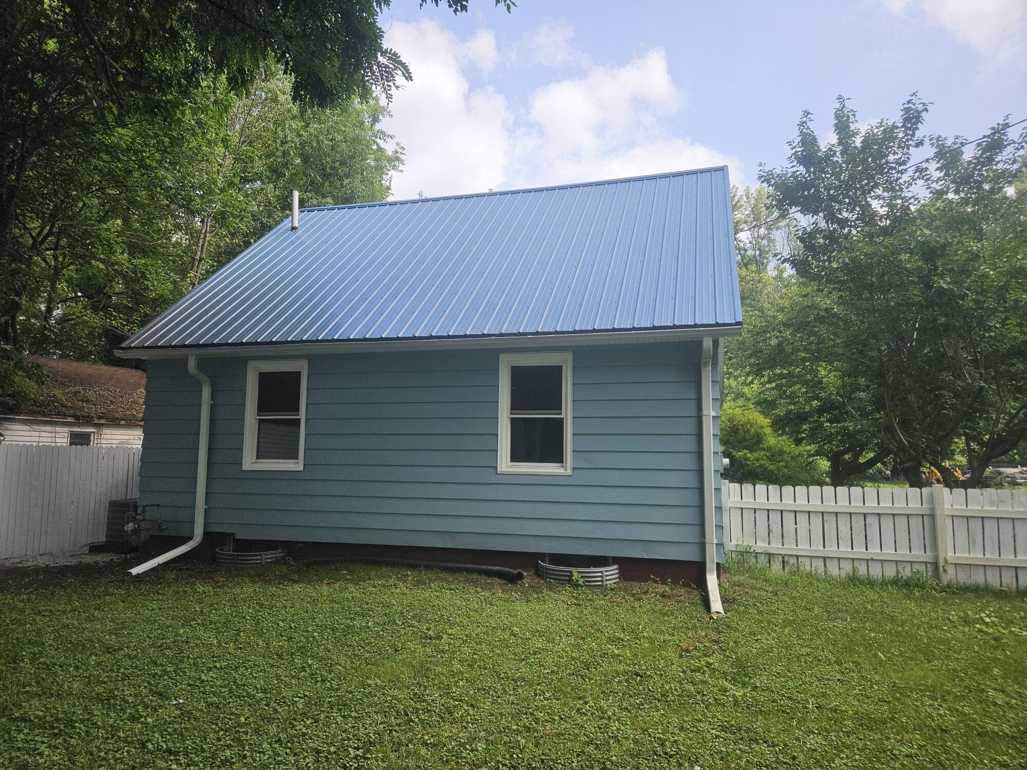 8416 E Lindstrom Lane, New Carlisle, IN 46552; Image #8
