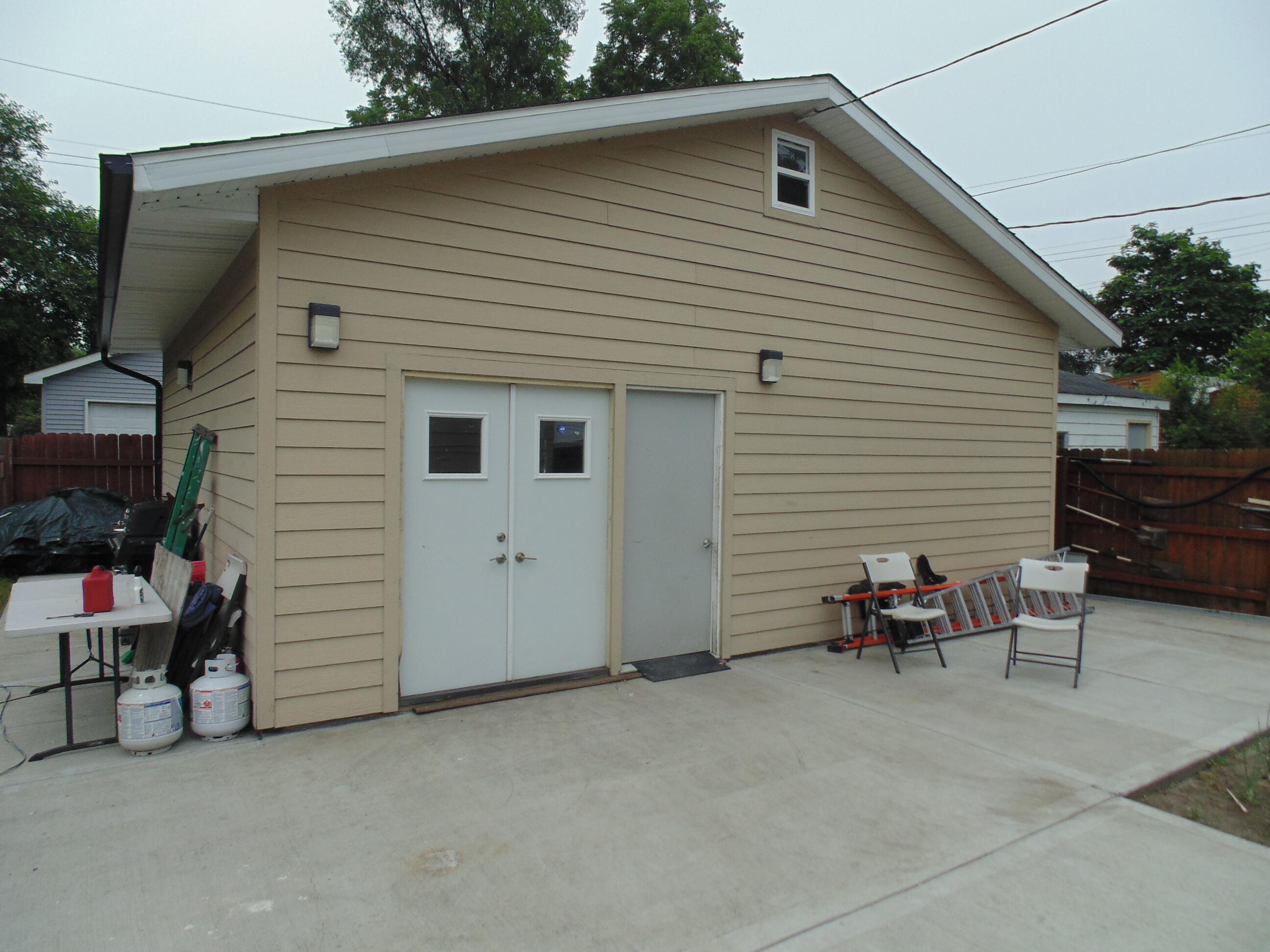 3653 Iowa Street, Lake Station, IN 46405; Image #27