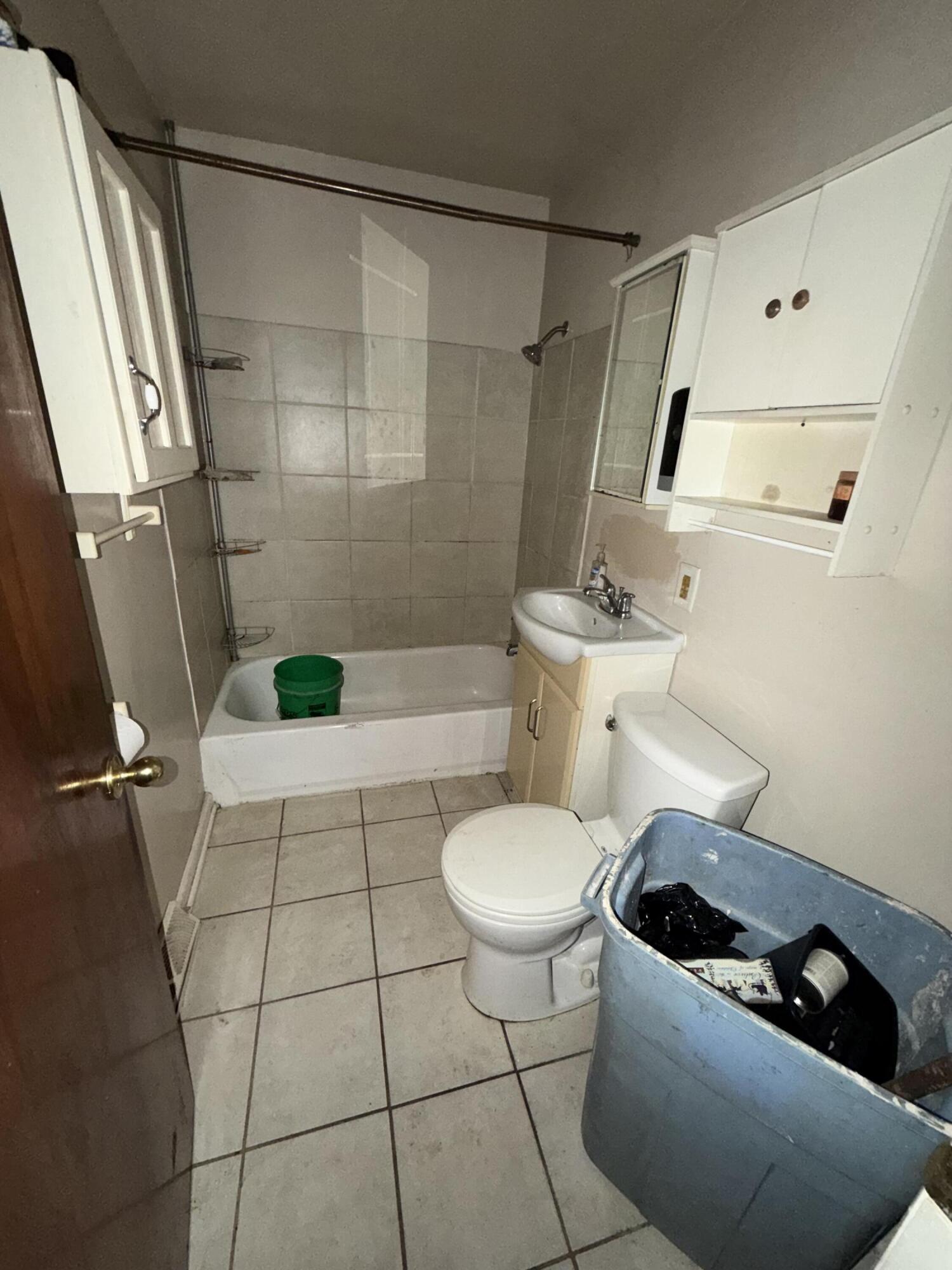 1009 Riverlane Drive, Lake Station, IN 46405; Image #8