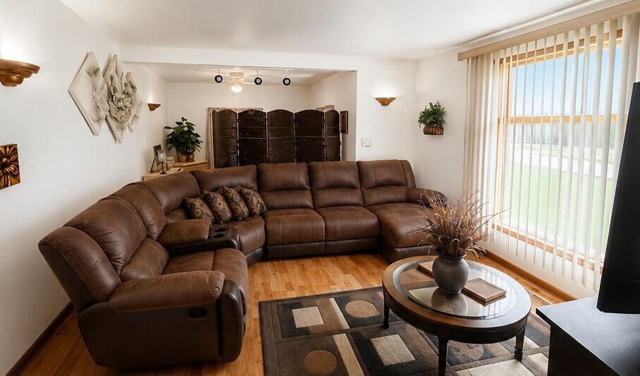 322 Foote Street, Crown Point, IN 46307; Image #2
