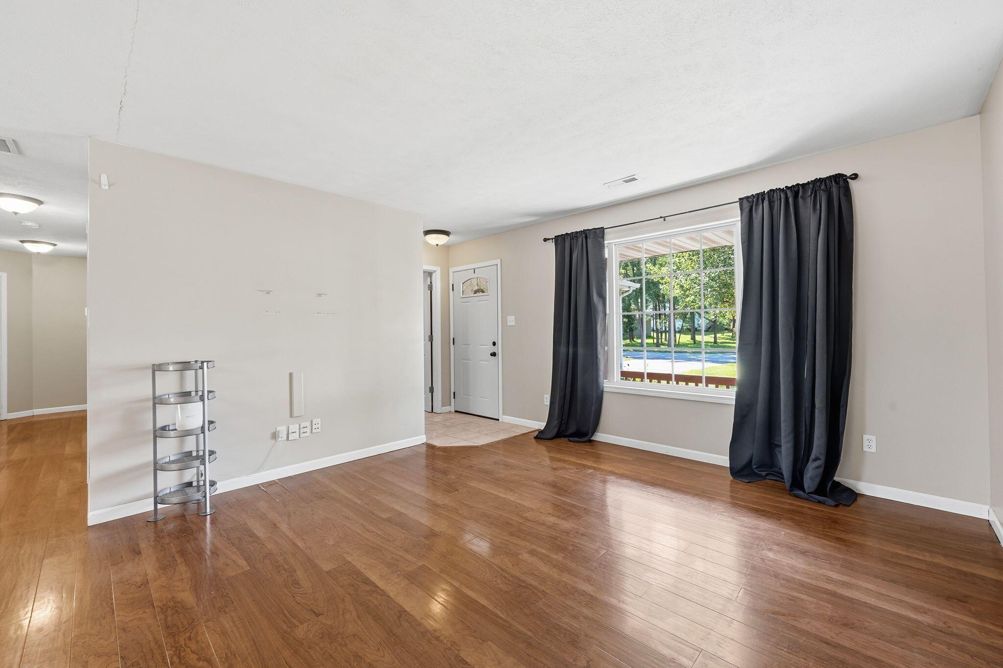 3846 Schneider Street, Lake Station, IN 46405; Image #19
