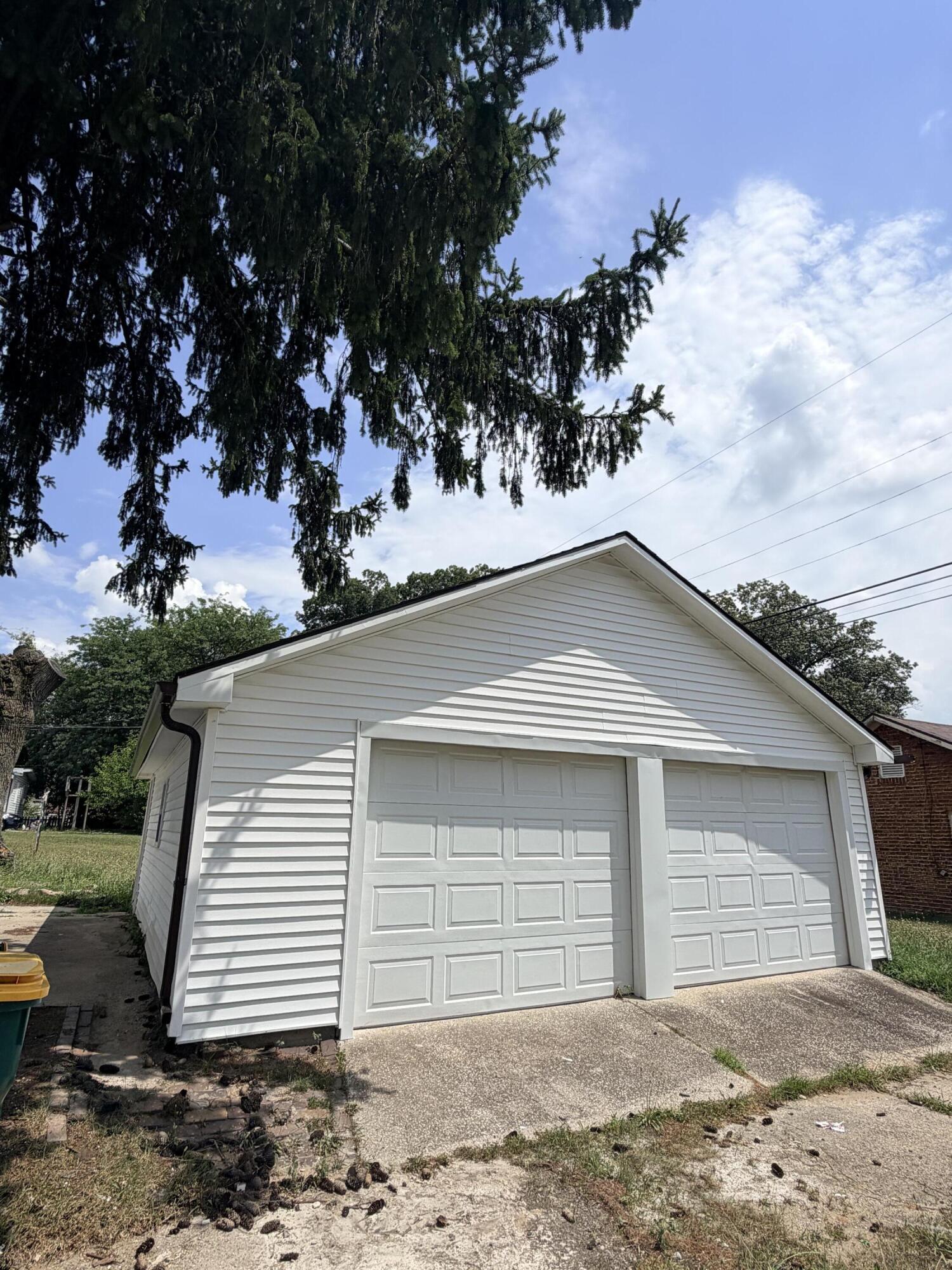 201 Garden Street, North Judson, IN 46366; Image #41
