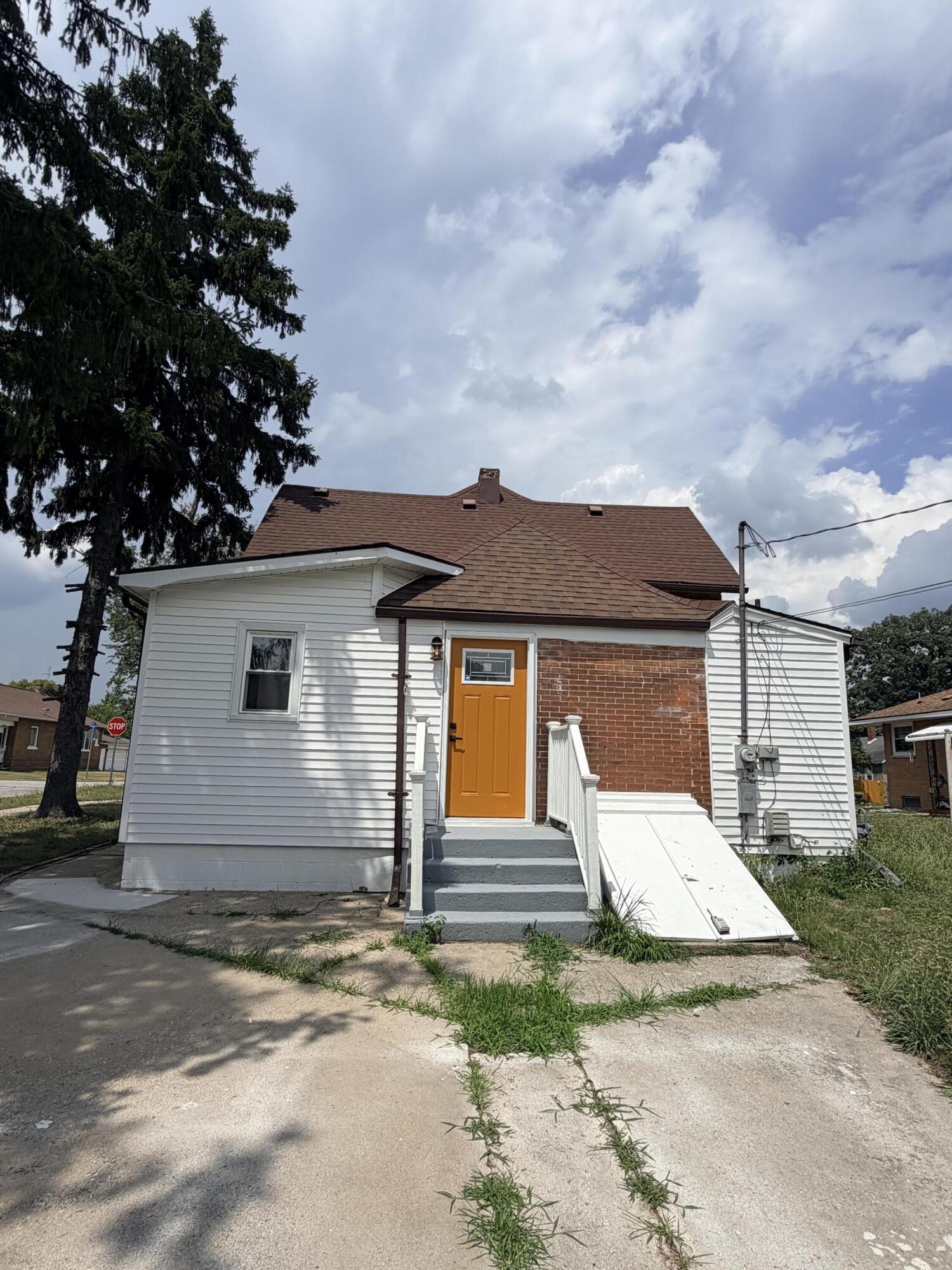 201 Garden Street, North Judson, IN 46366; Image #47