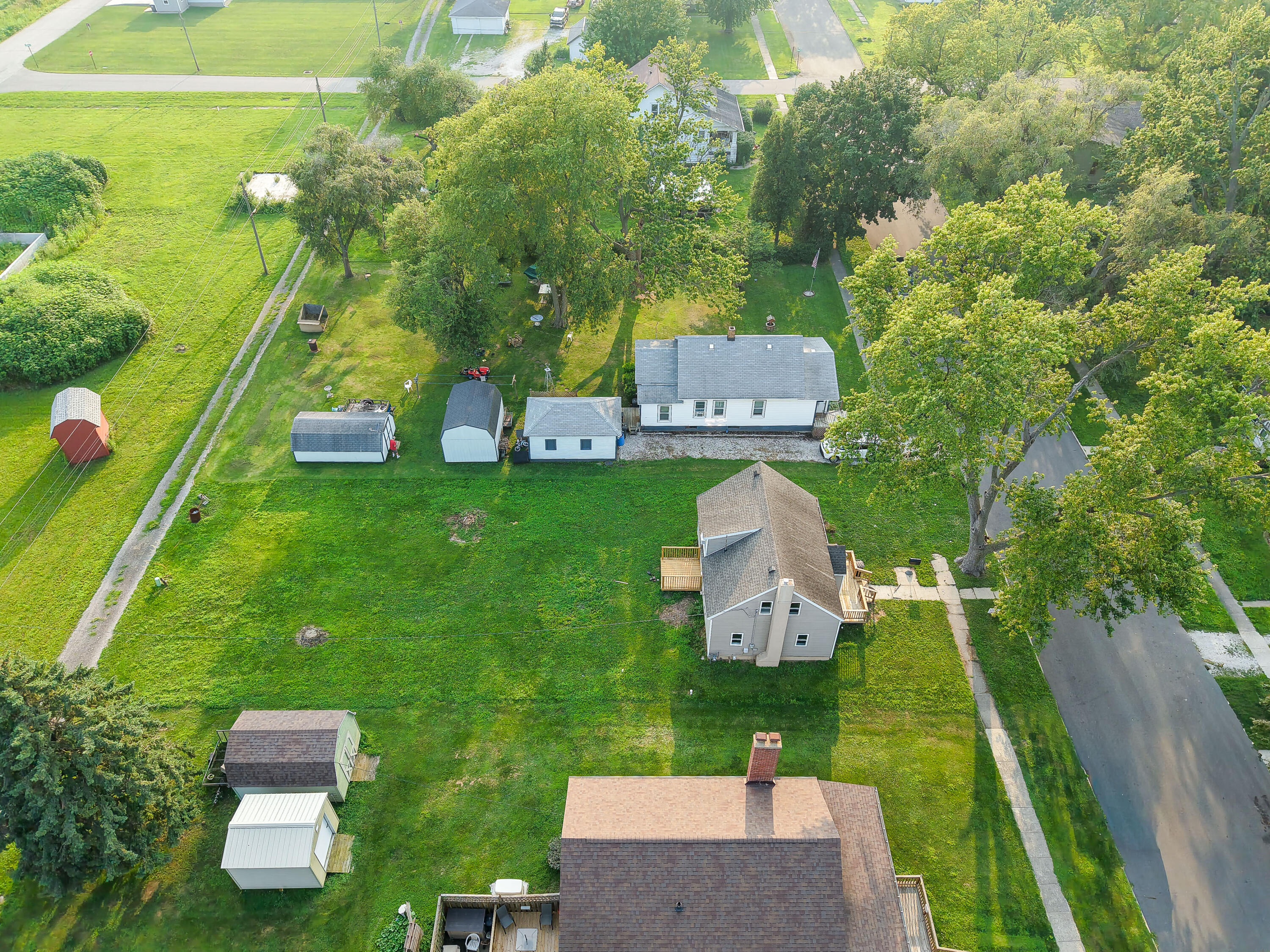 207 E Allen Street, Kentland, IN 47951; Image #12