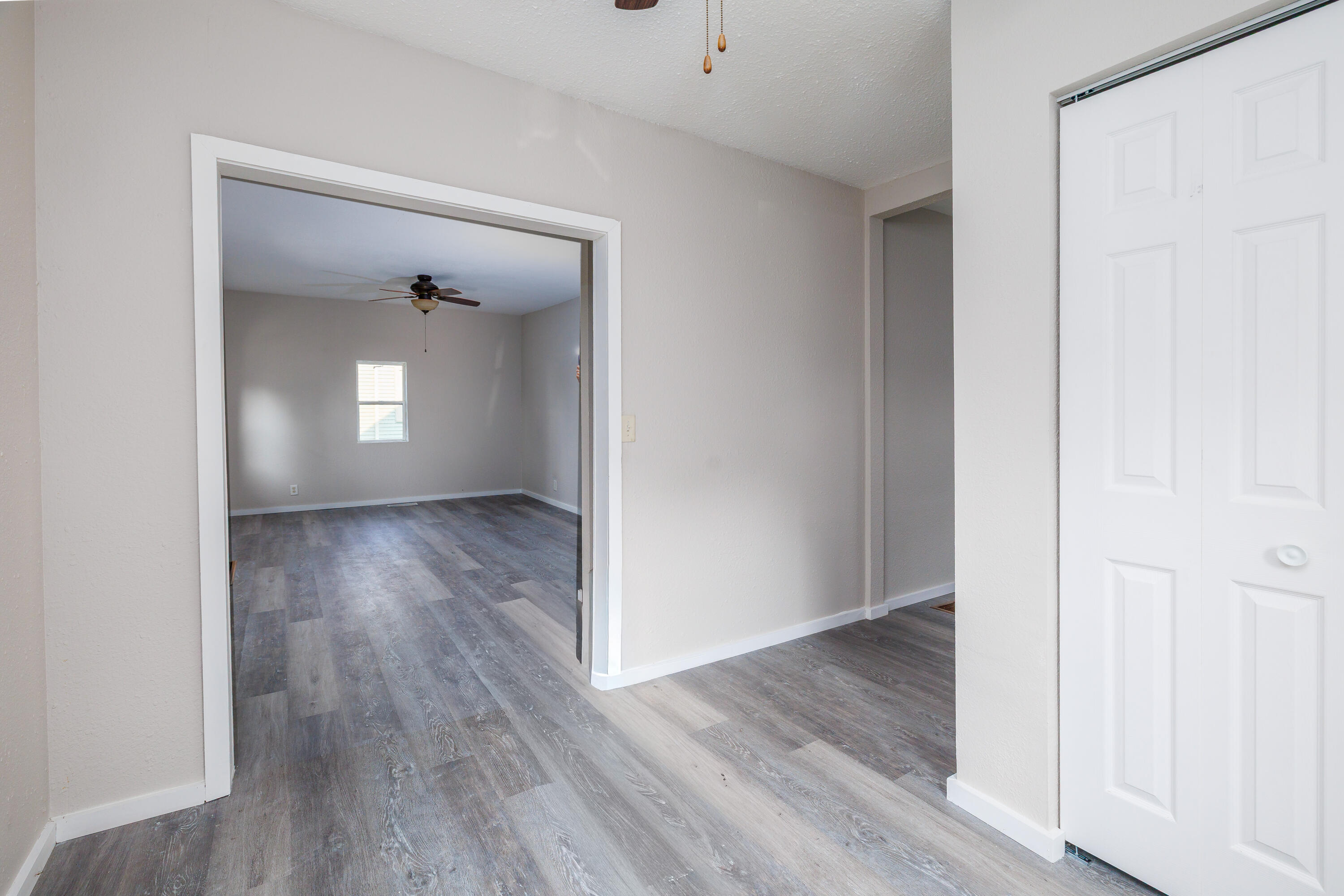 207 E Allen Street, Kentland, IN 47951; Image #18