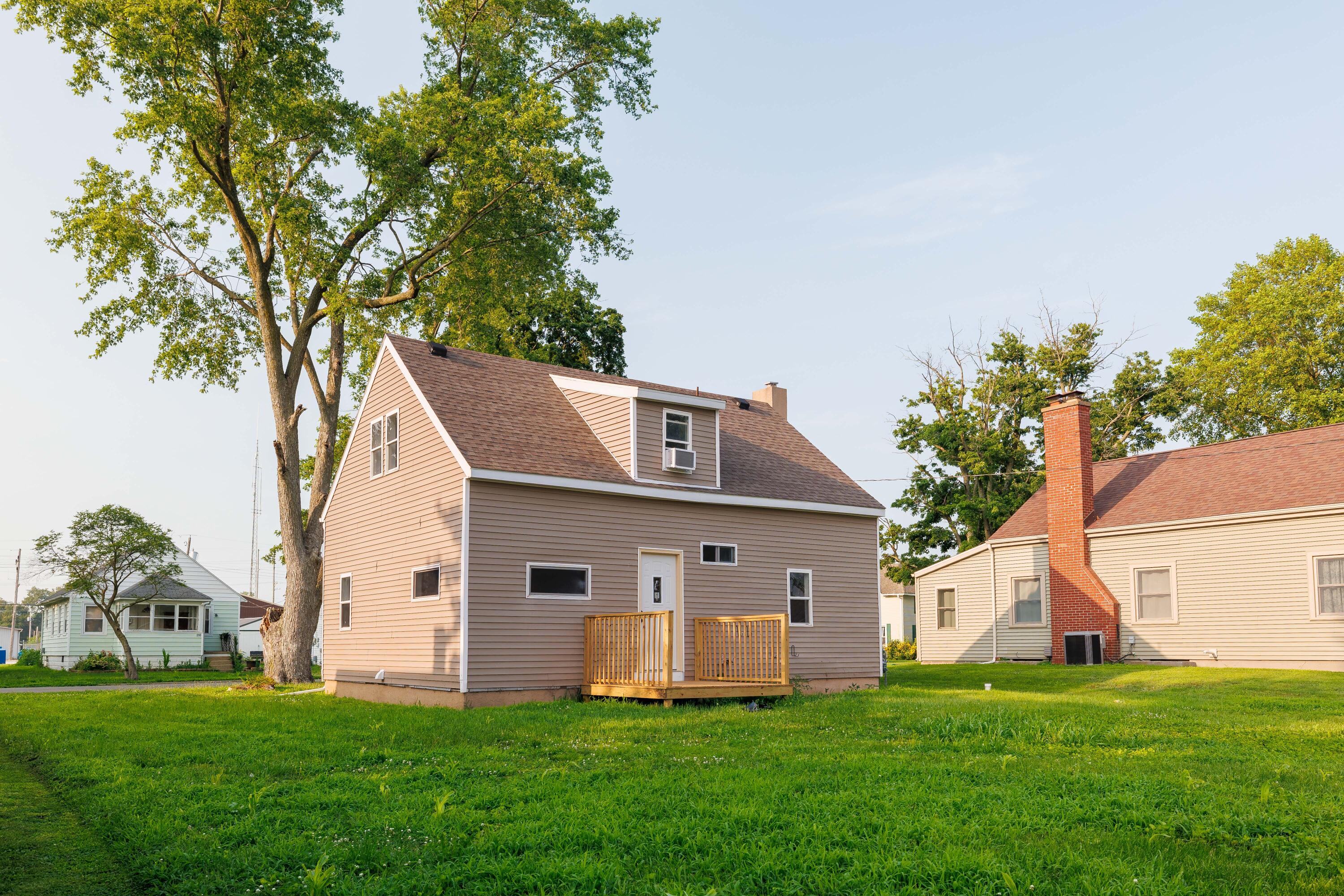 207 E Allen Street, Kentland, IN 47951; Image #4