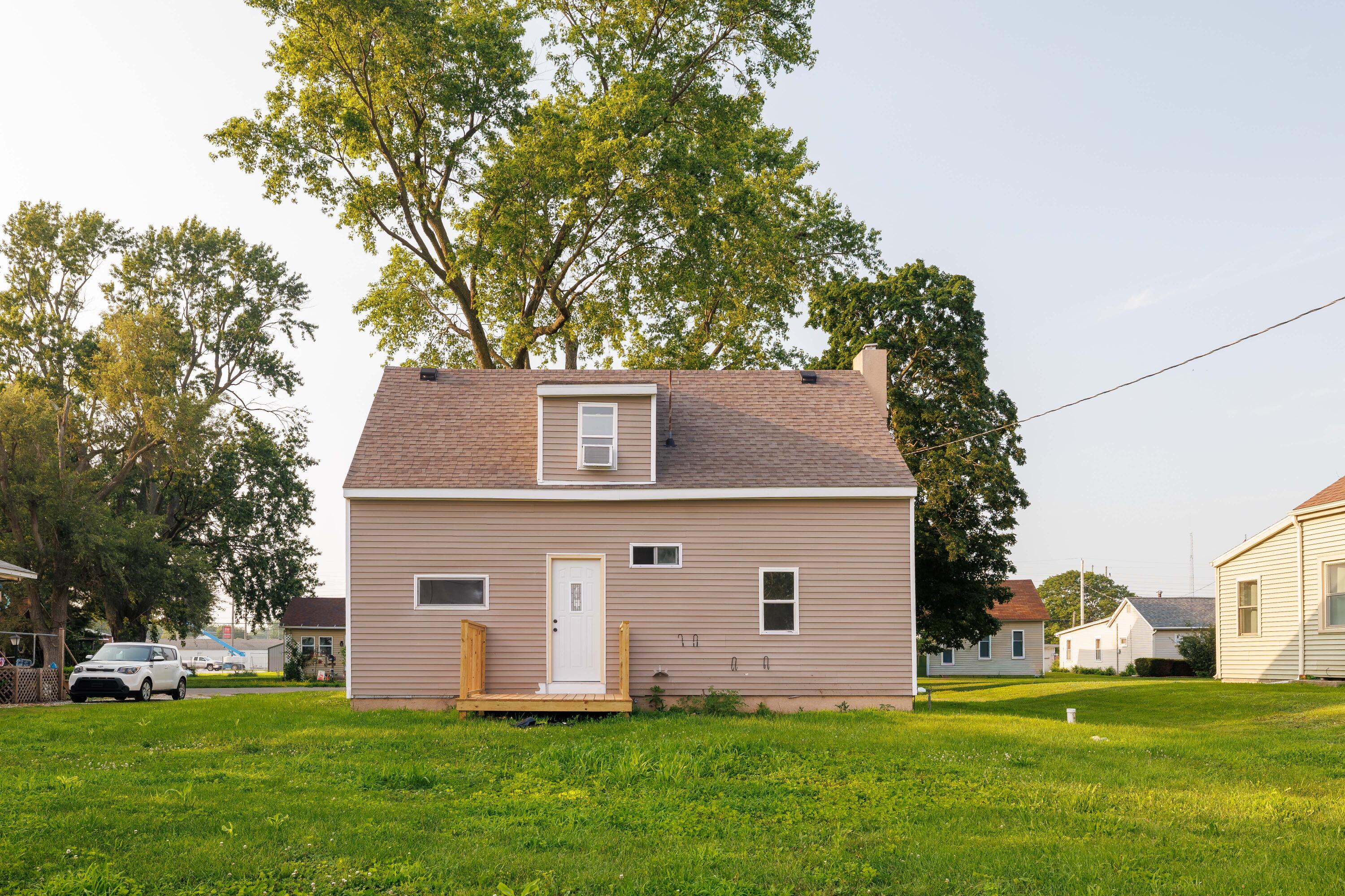 207 E Allen Street, Kentland, IN 47951; Image #5