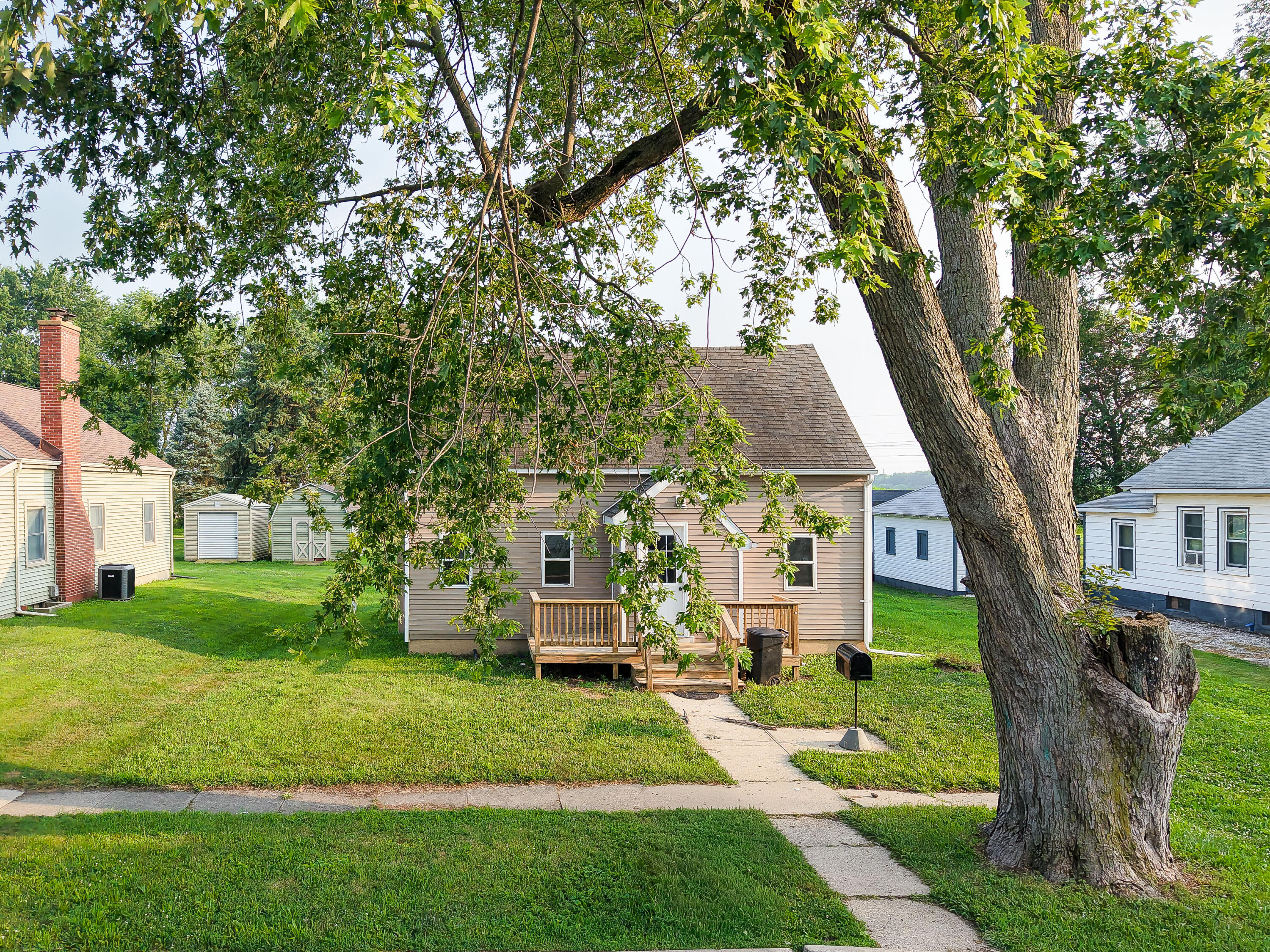 207 E Allen Street, Kentland, IN 47951; Image #9