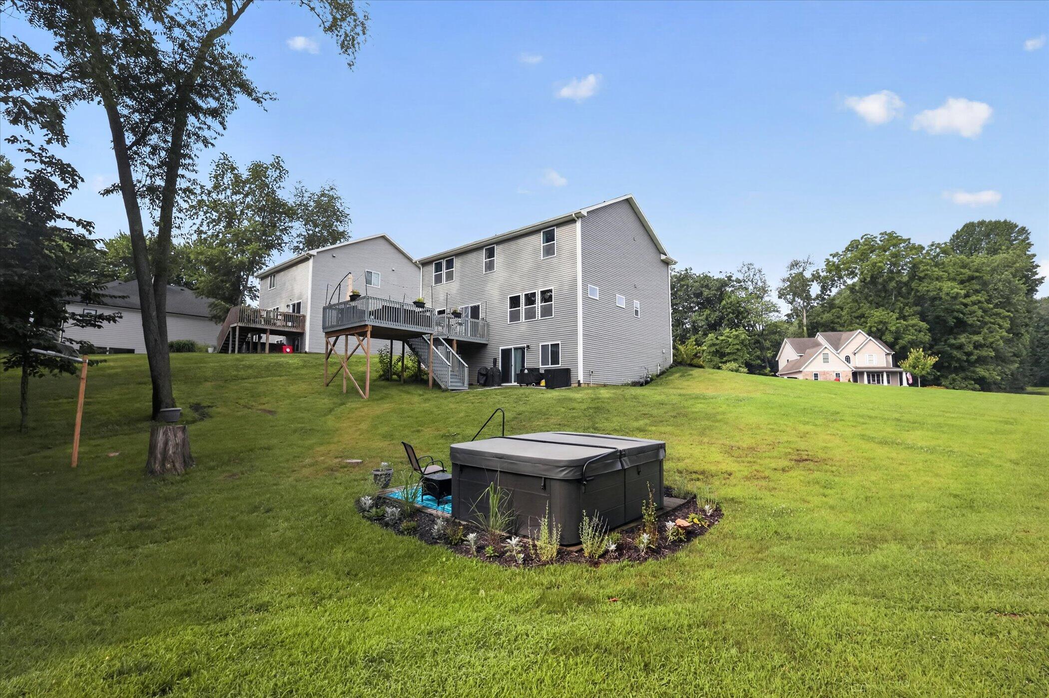 712 Gentry Lane, New Carlisle, IN 46552; Image #38