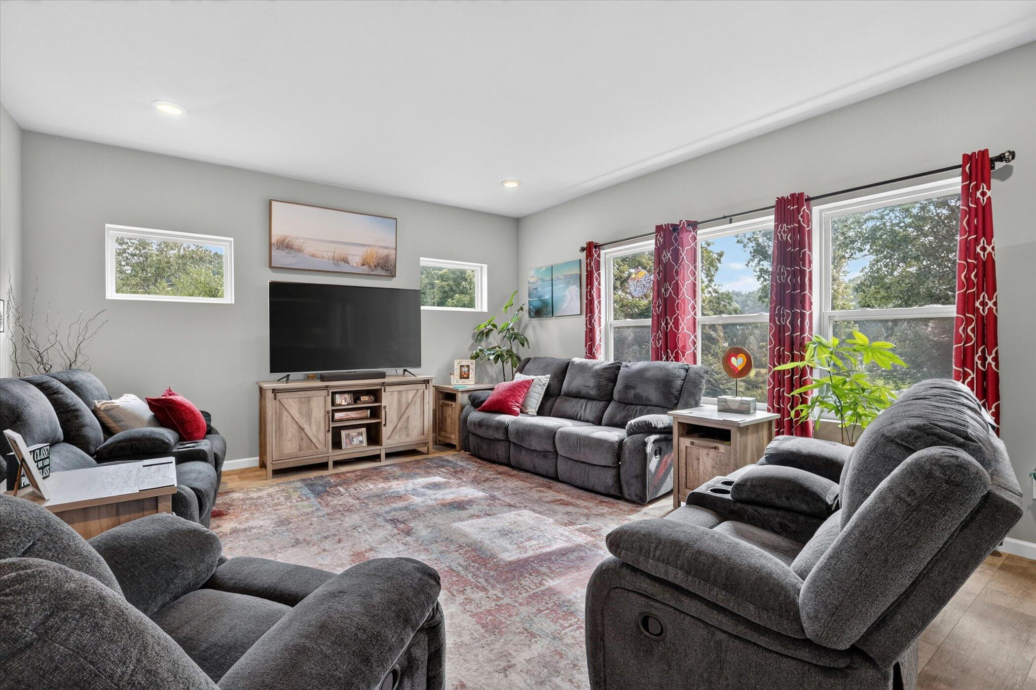712 Gentry Lane, New Carlisle, IN 46552; Image #9