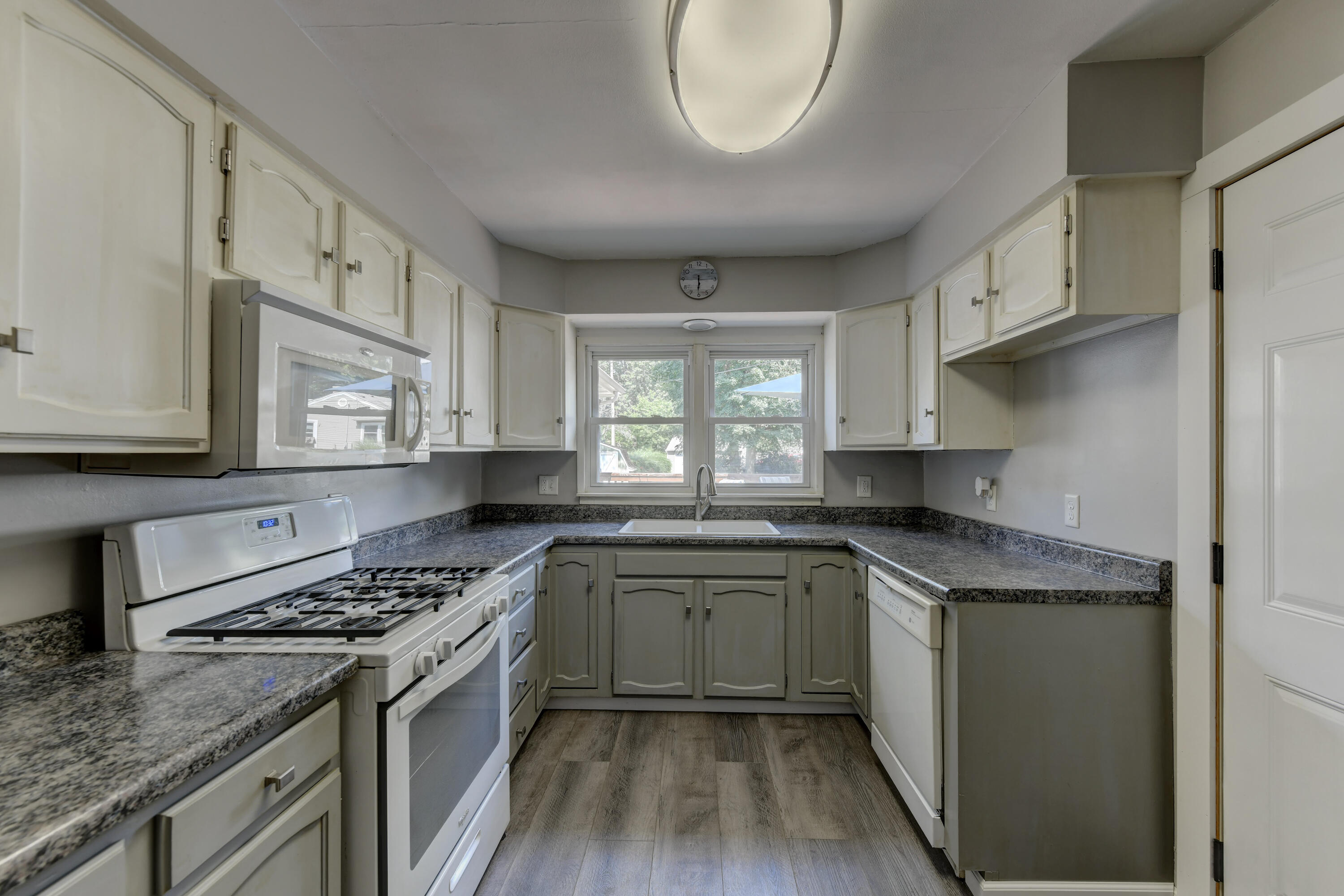 515 S Park Drive, Chesterton, IN 46304; Image #6