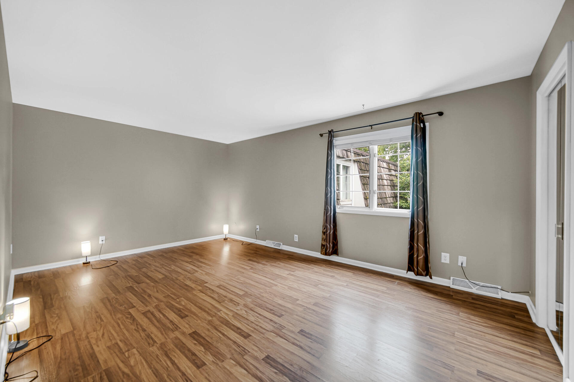 1330 Camellia Drive, Munster, IN 46321; Image #14