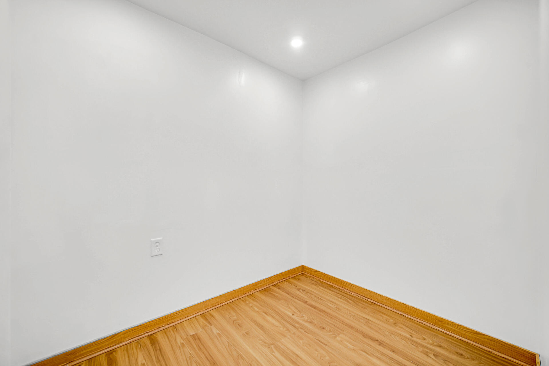 1330 Camellia Drive, Munster, IN 46321; Image #20