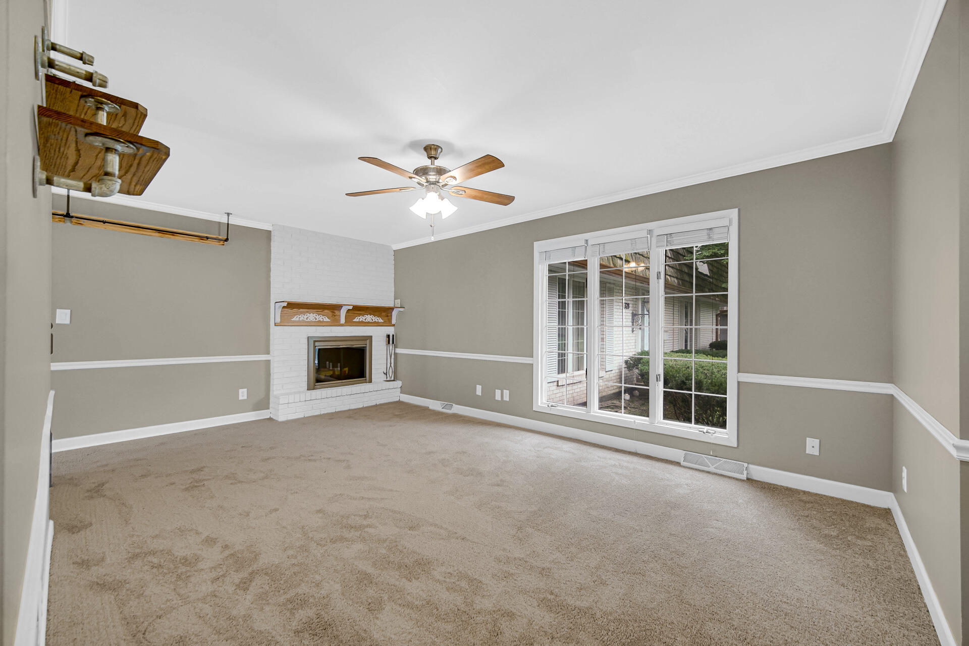 1330 Camellia Drive, Munster, IN 46321; Image #6