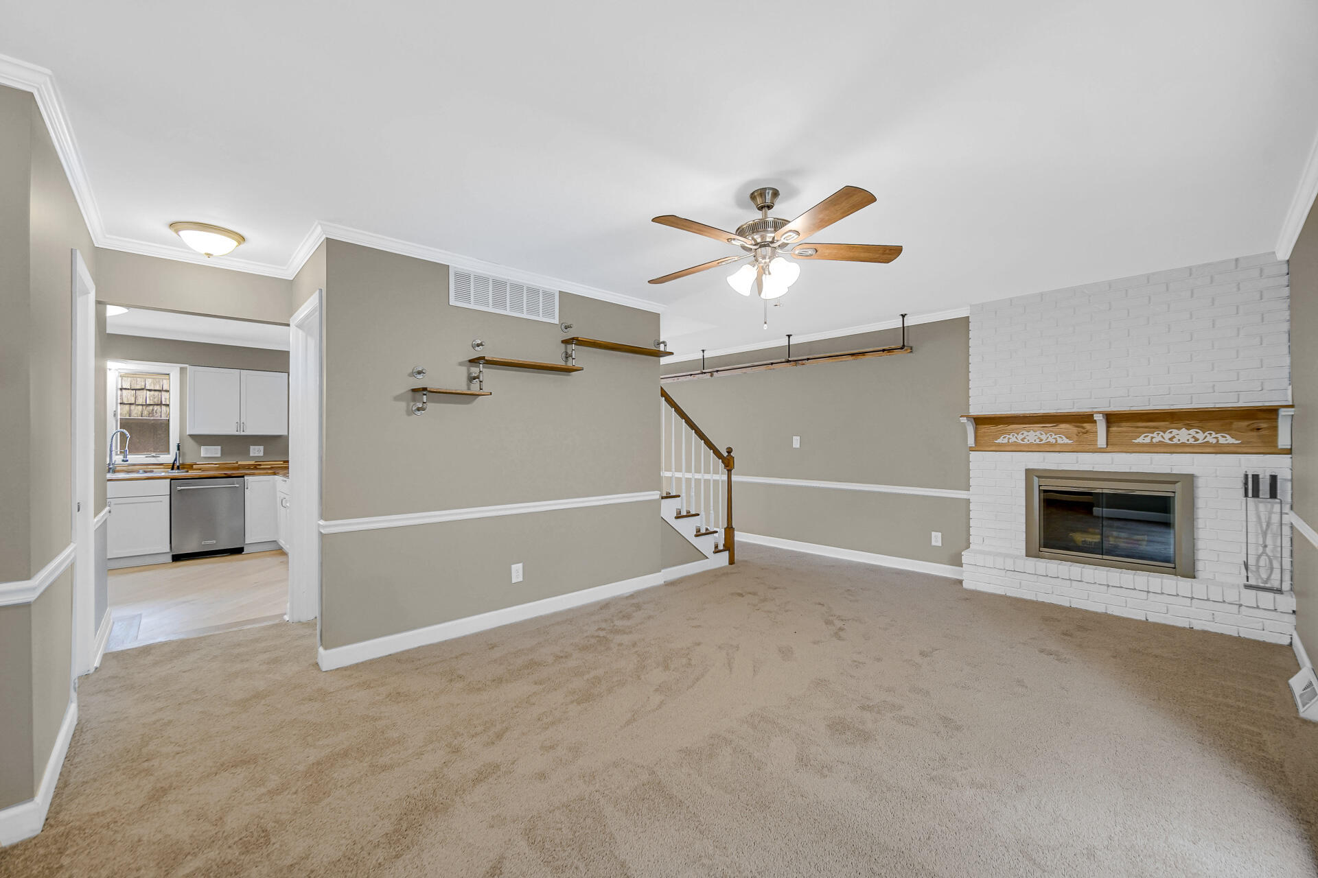 1330 Camellia Drive, Munster, IN 46321; Image #7
