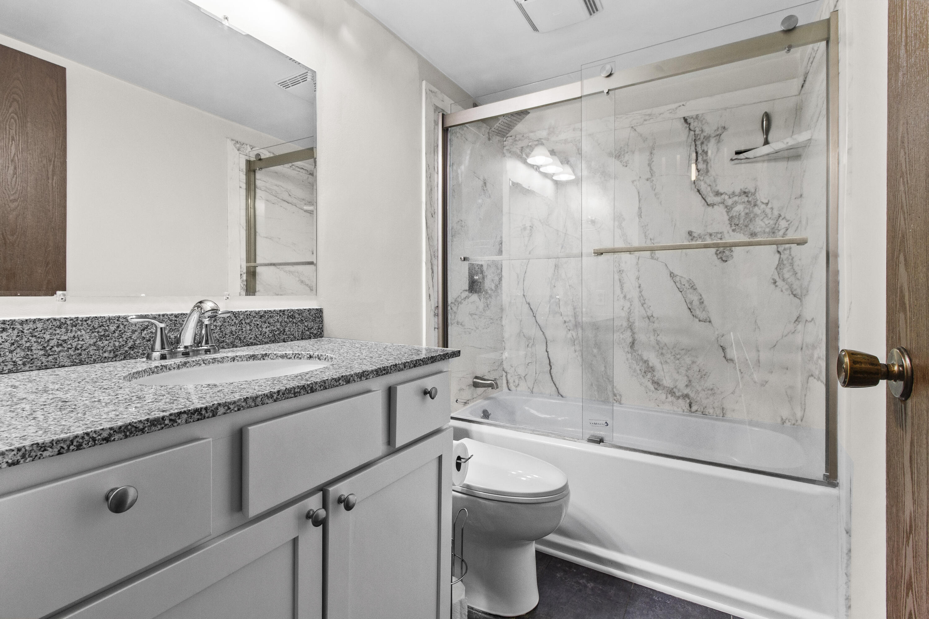 2513 E Lakeshore Drive, Crown Point, IN 46307; Image #22