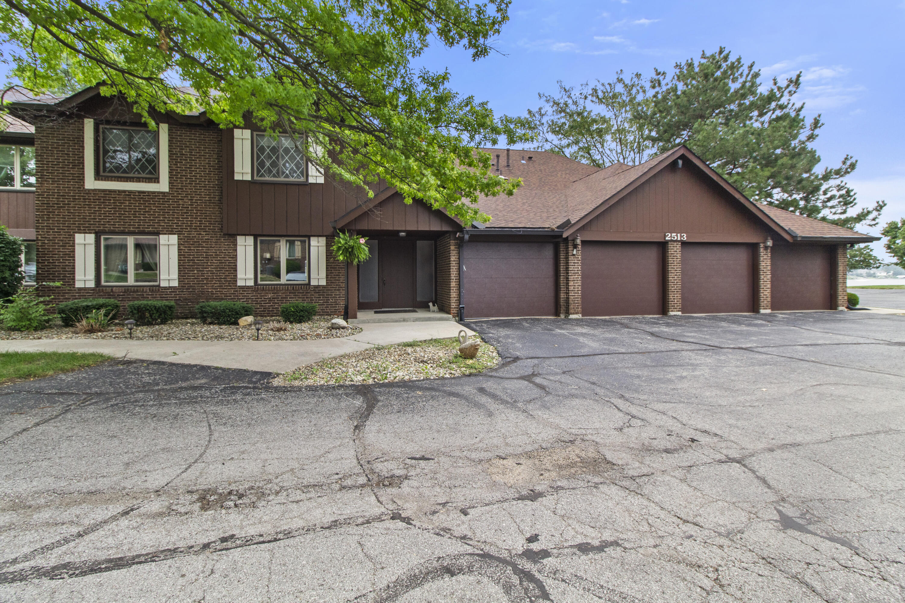 2513 E Lakeshore Drive, Crown Point, IN 46307; Image #26