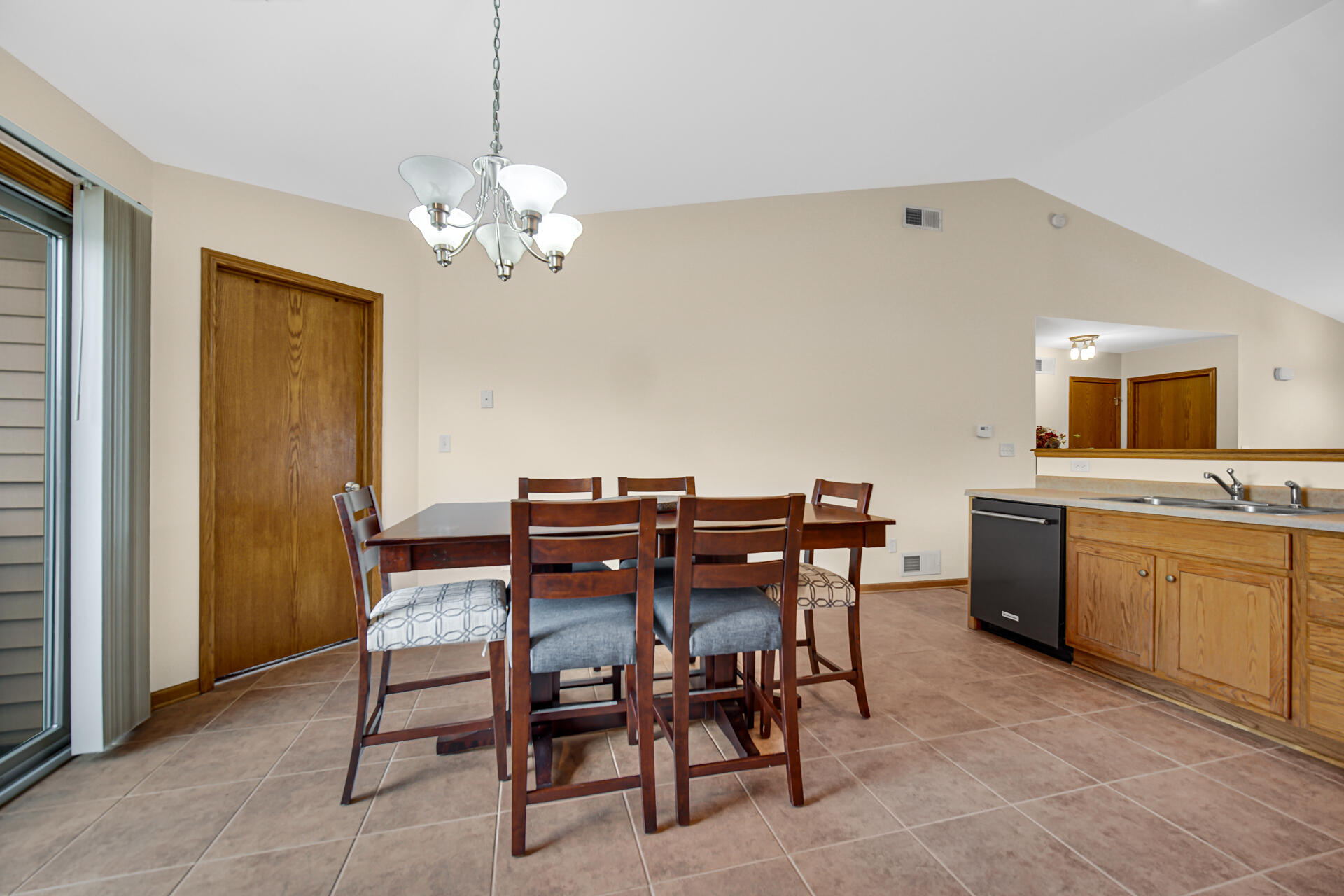 9874 Hart Street, St. John, IN 46373; Image #10