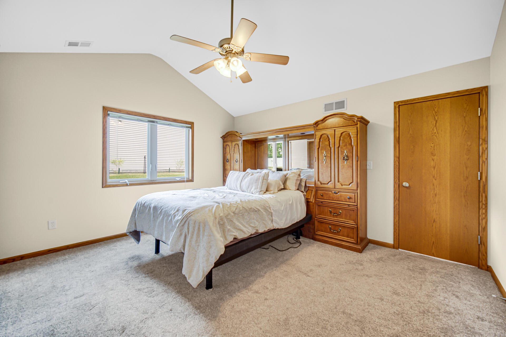 9874 Hart Street, St. John, IN 46373; Image #17