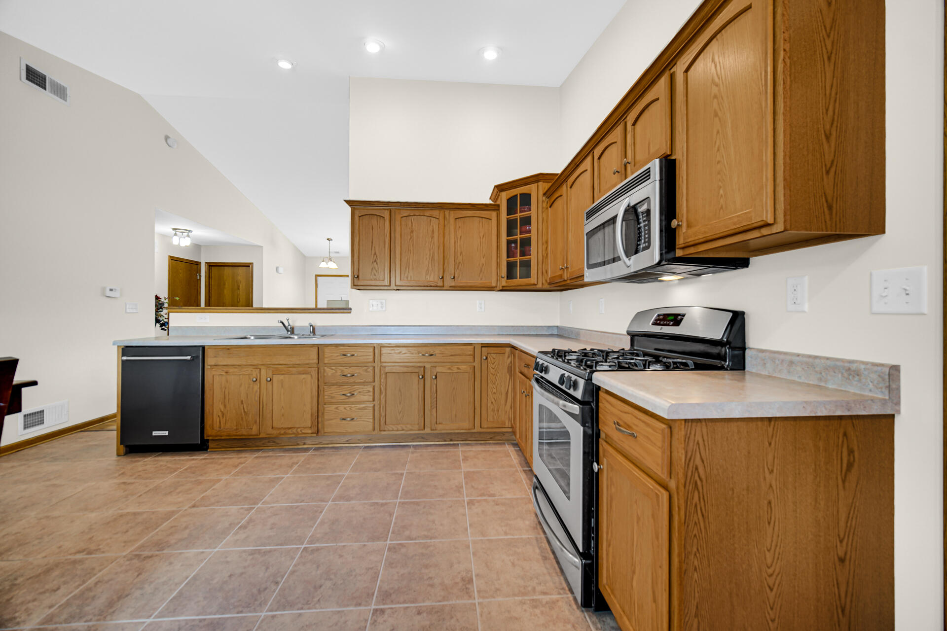 9874 Hart Street, St. John, IN 46373; Image #9