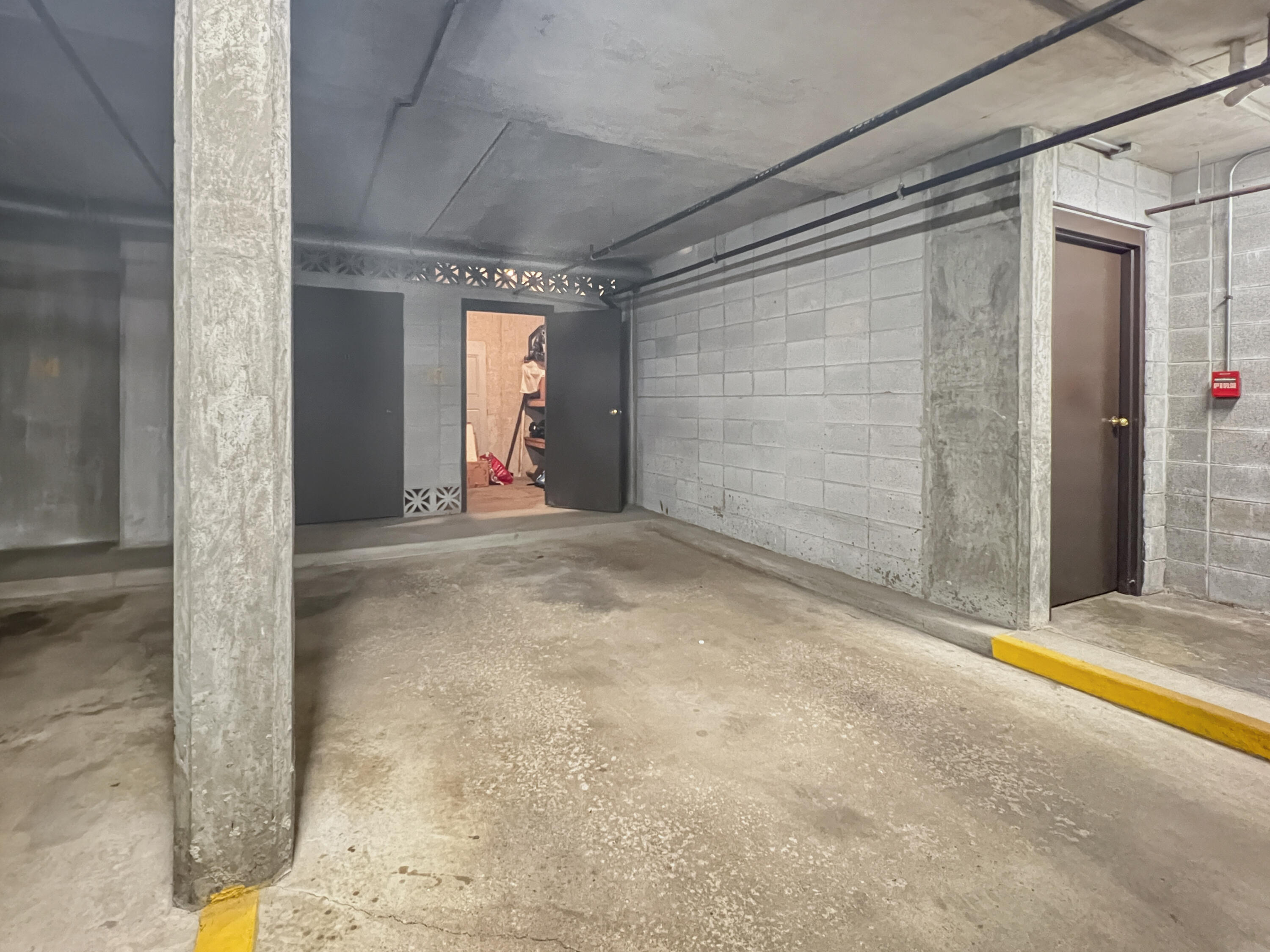 910 Ridge Road, Munster, IN #208, 46321; Image #39