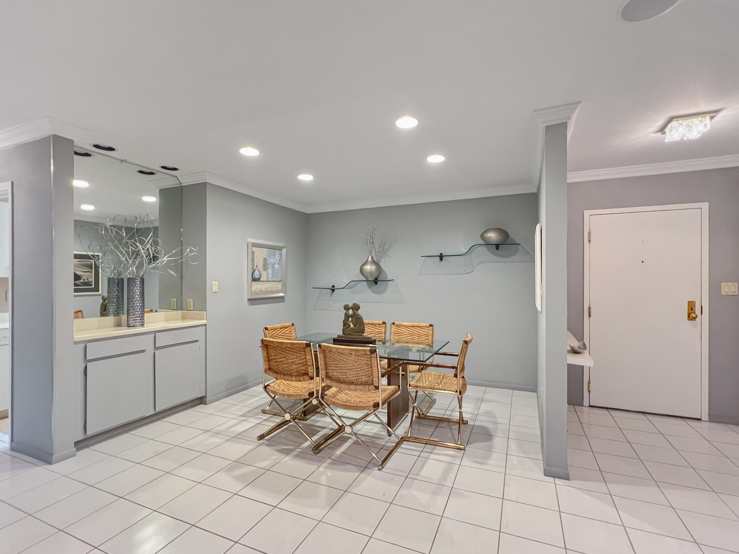 910 Ridge Road, Munster, IN #208, 46321; Image #7