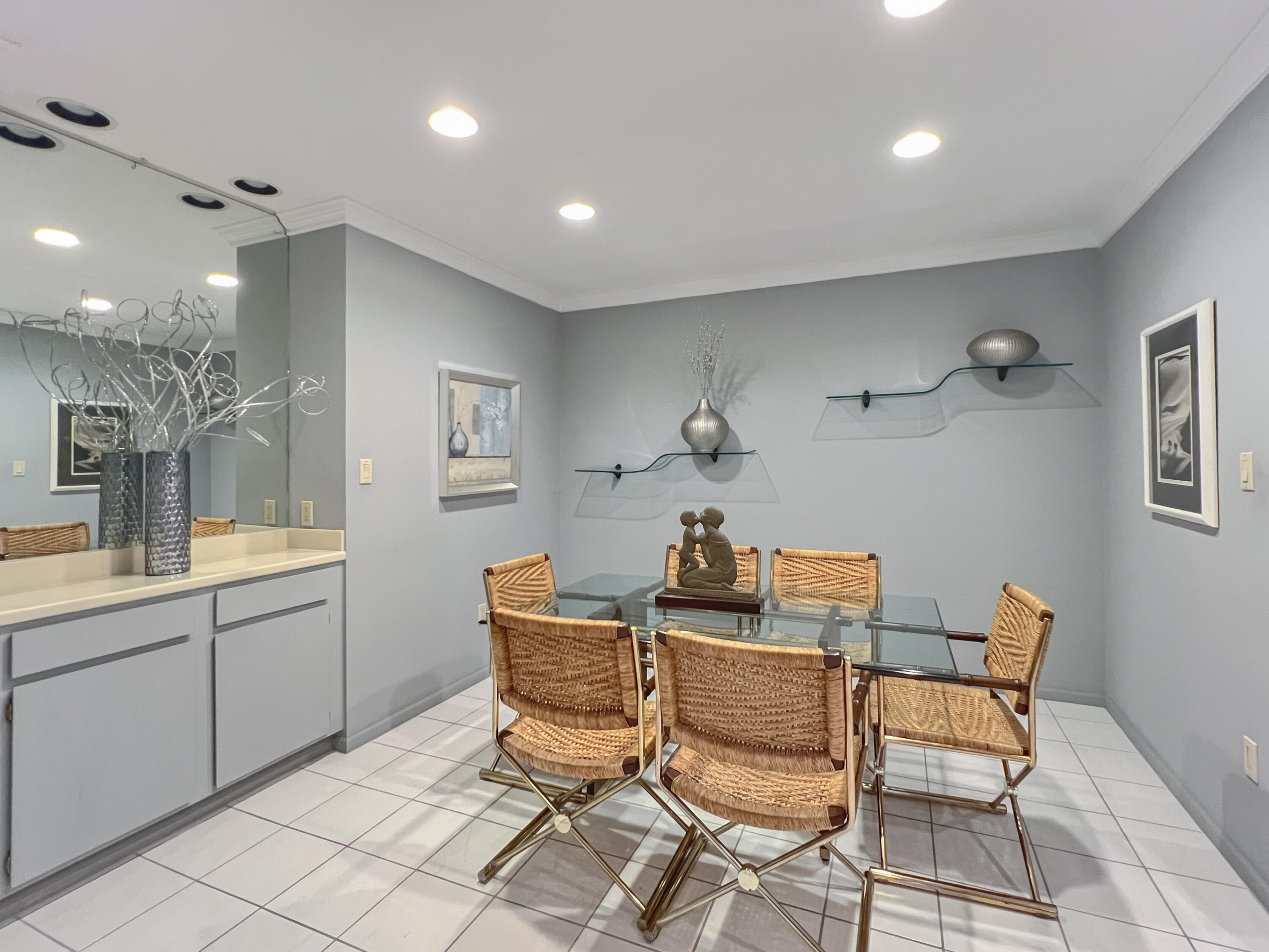 910 Ridge Road, Munster, IN #208, 46321; Image #8