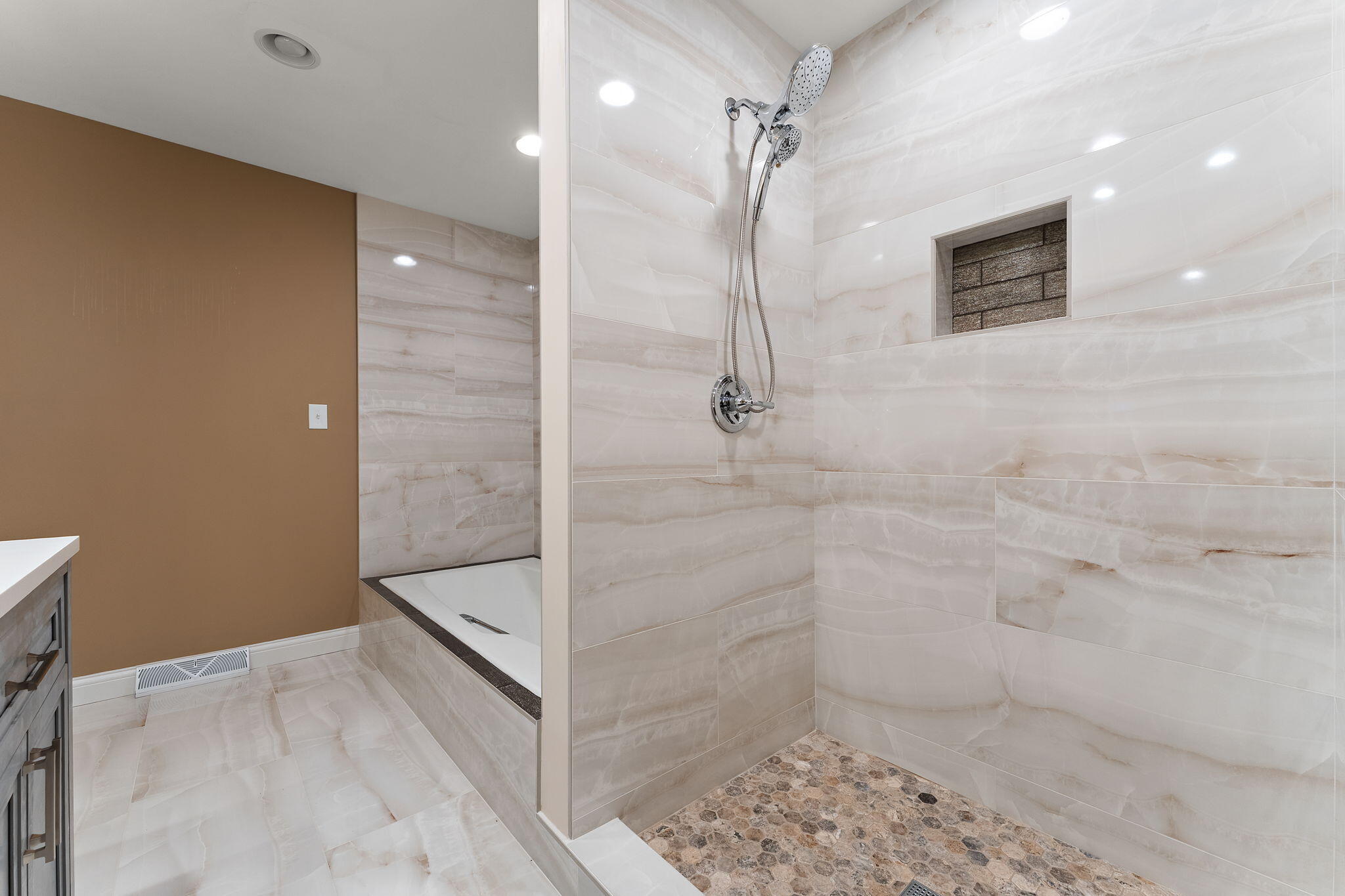 236 Inverness Lane, Schererville, IN 46375; Image #23