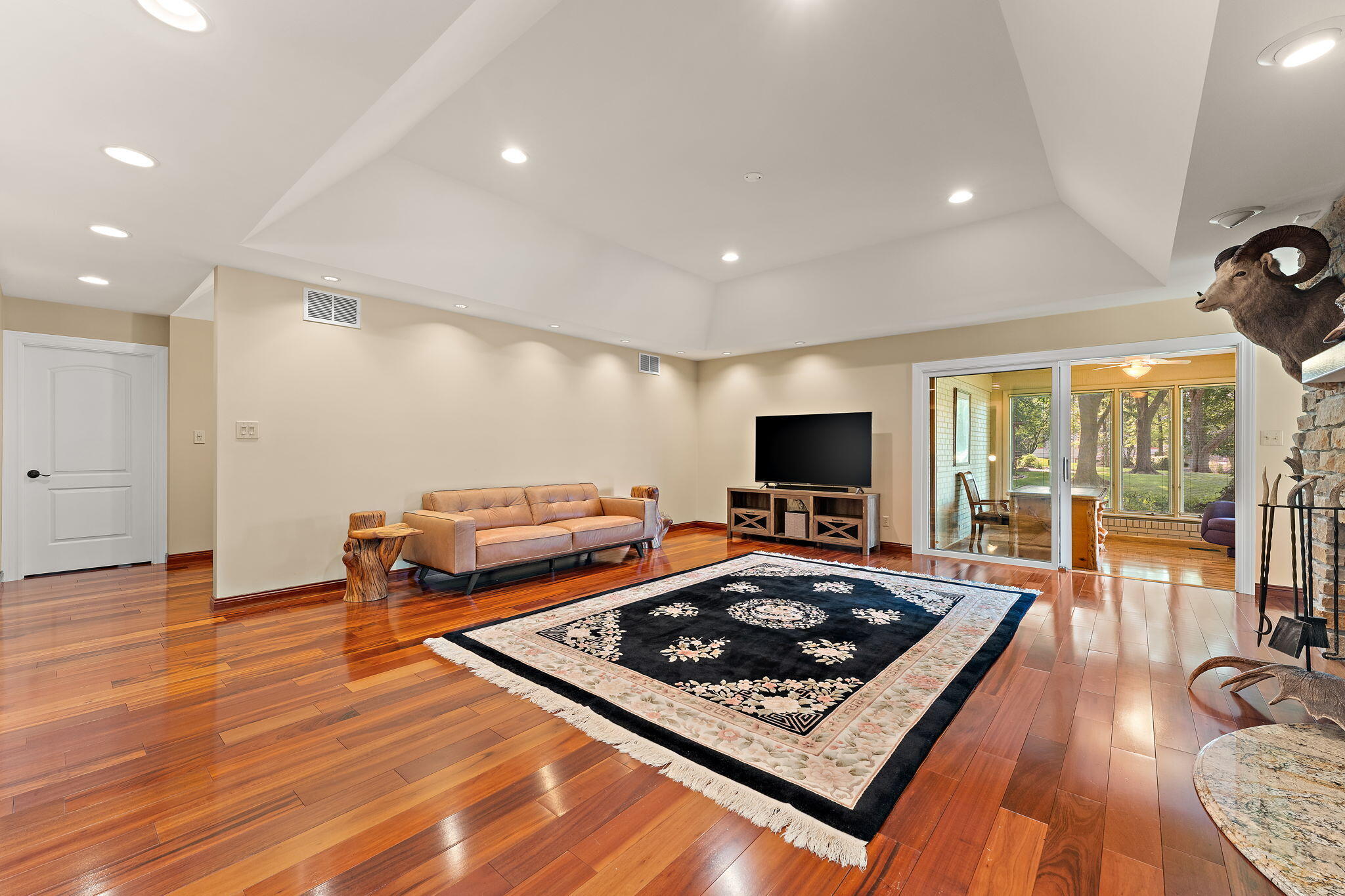 236 Inverness Lane, Schererville, IN 46375; Image #7