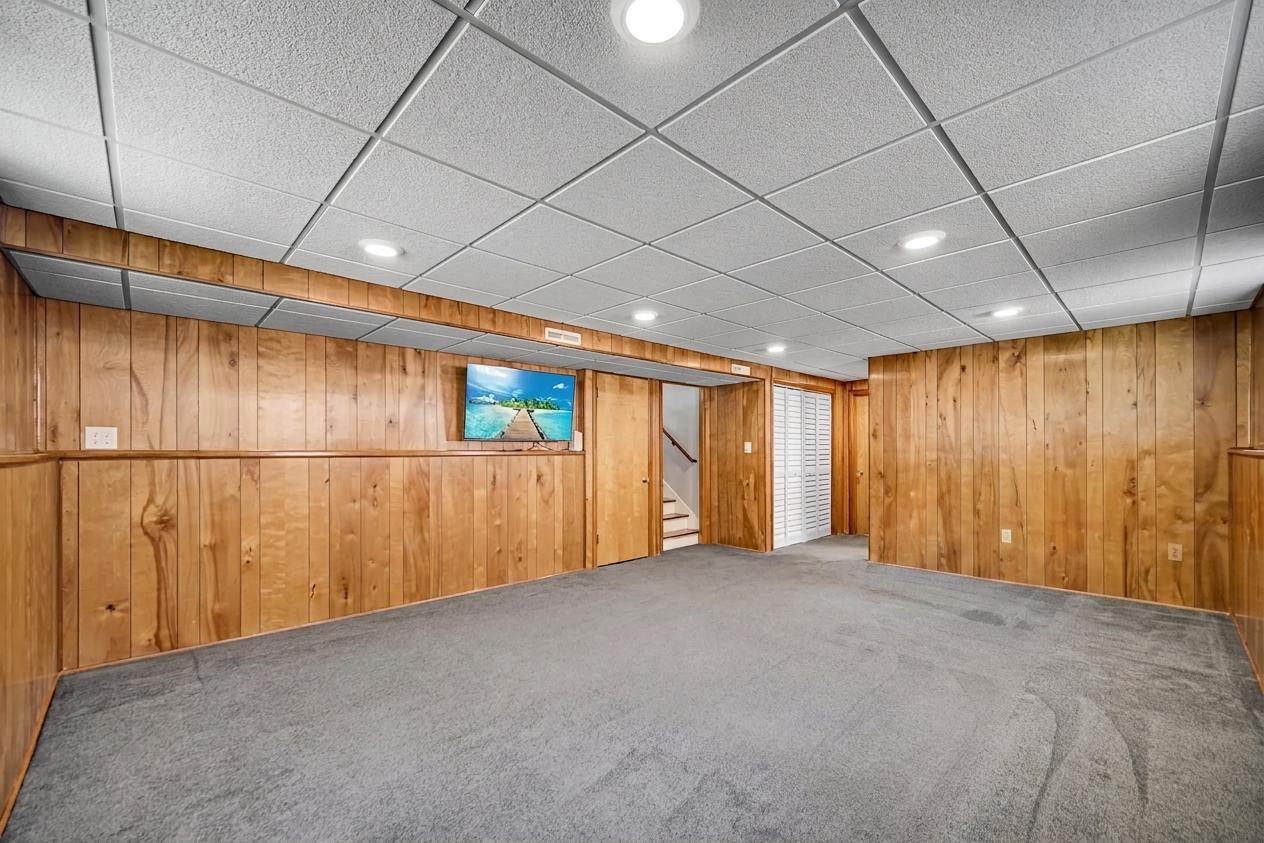 250 Lawndale Drive, Munster, IN 46321; Image #22