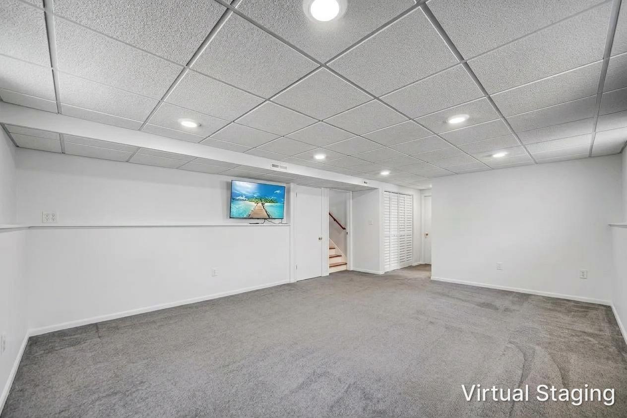 250 Lawndale Drive, Munster, IN 46321; Image #23
