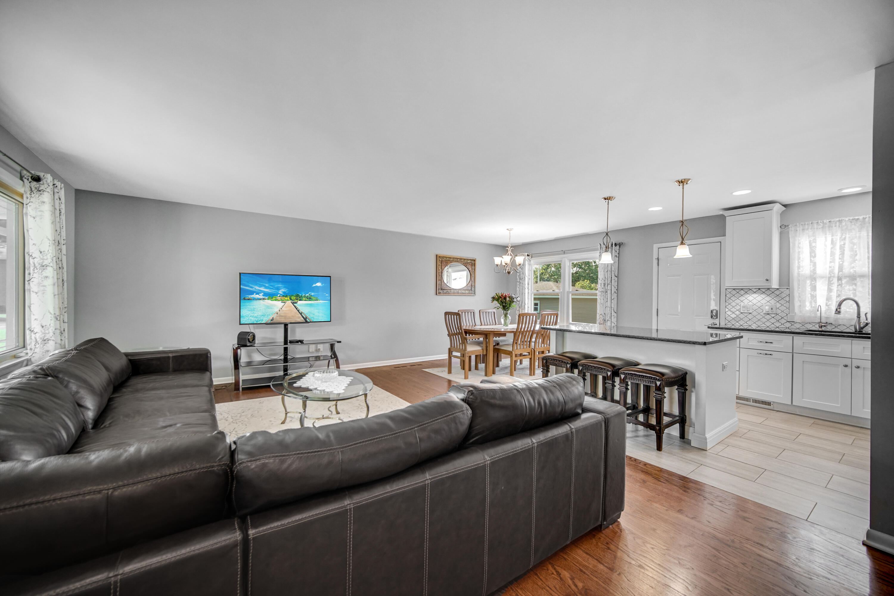 250 Lawndale Drive, Munster, IN 46321; Image #3