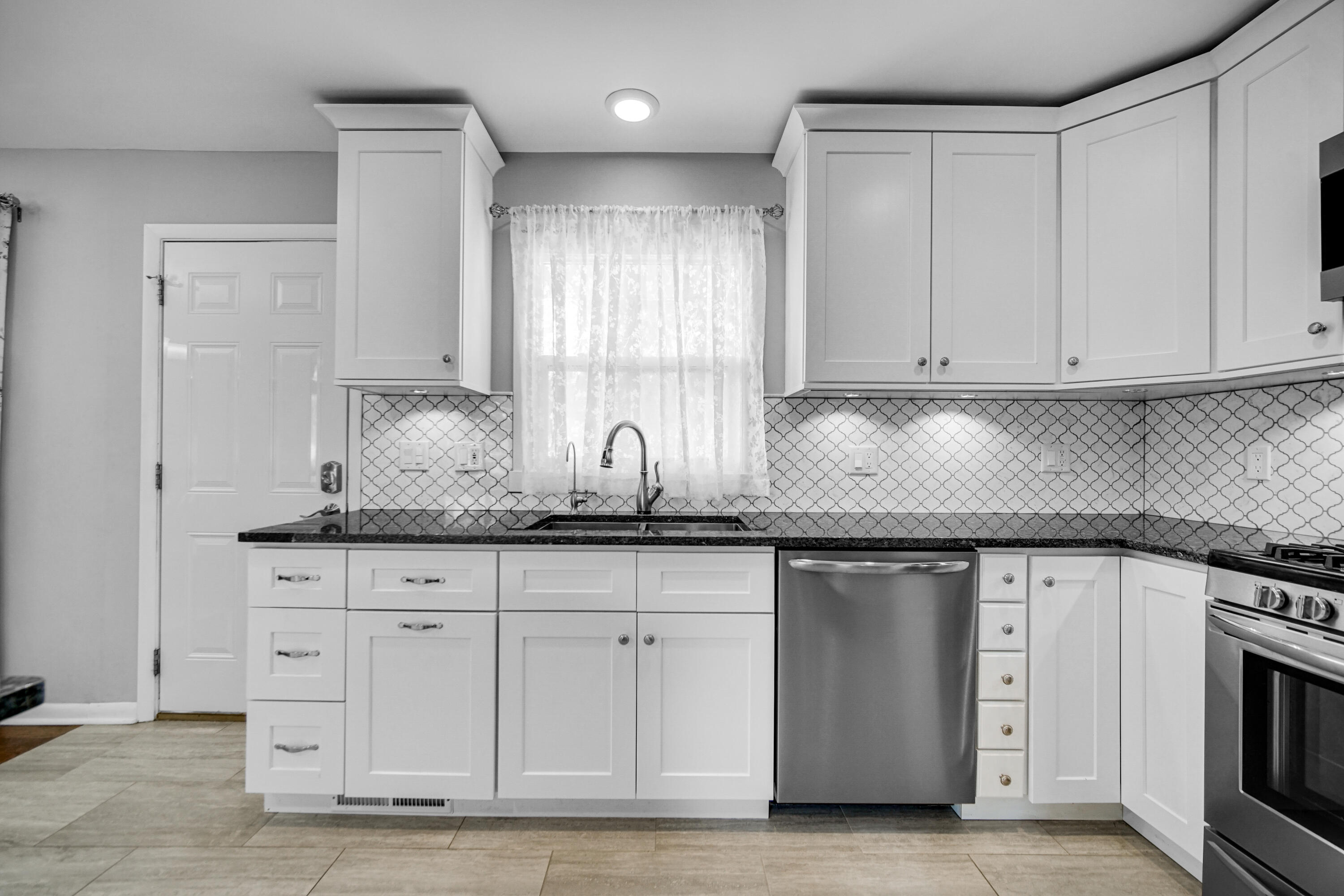 250 Lawndale Drive, Munster, IN 46321; Image #6