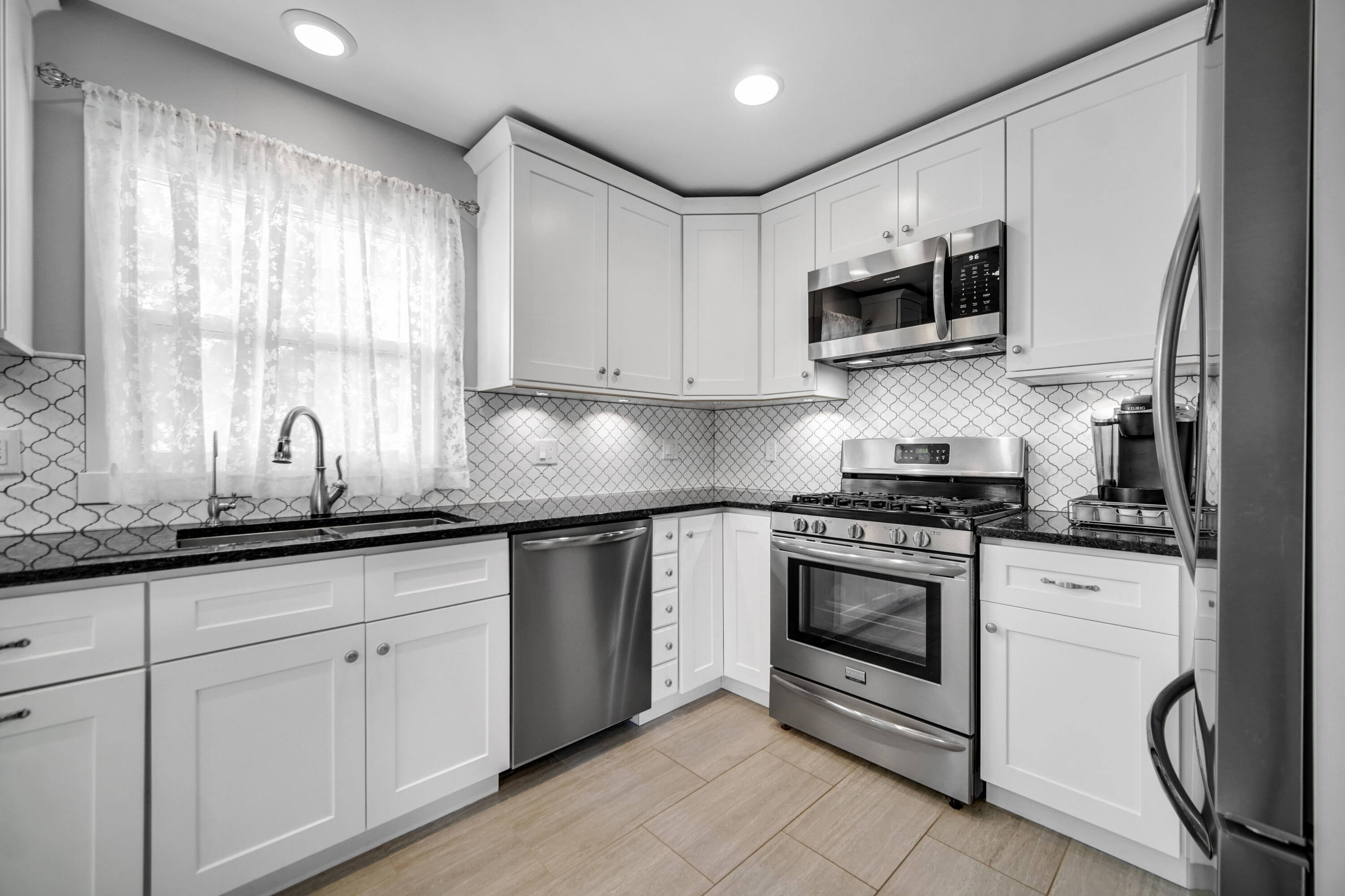 250 Lawndale Drive, Munster, IN 46321; Image #7