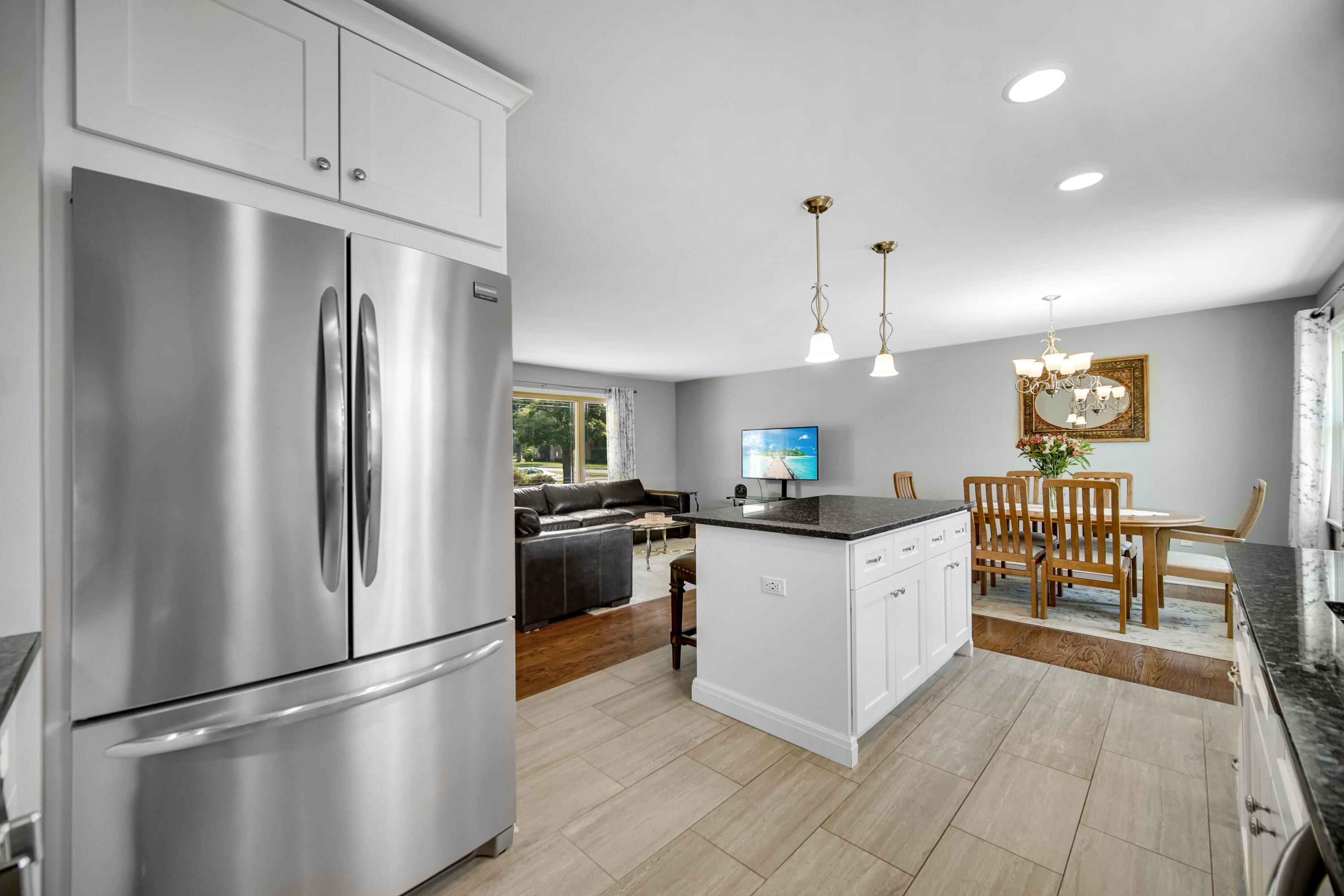 250 Lawndale Drive, Munster, IN 46321; Image #8