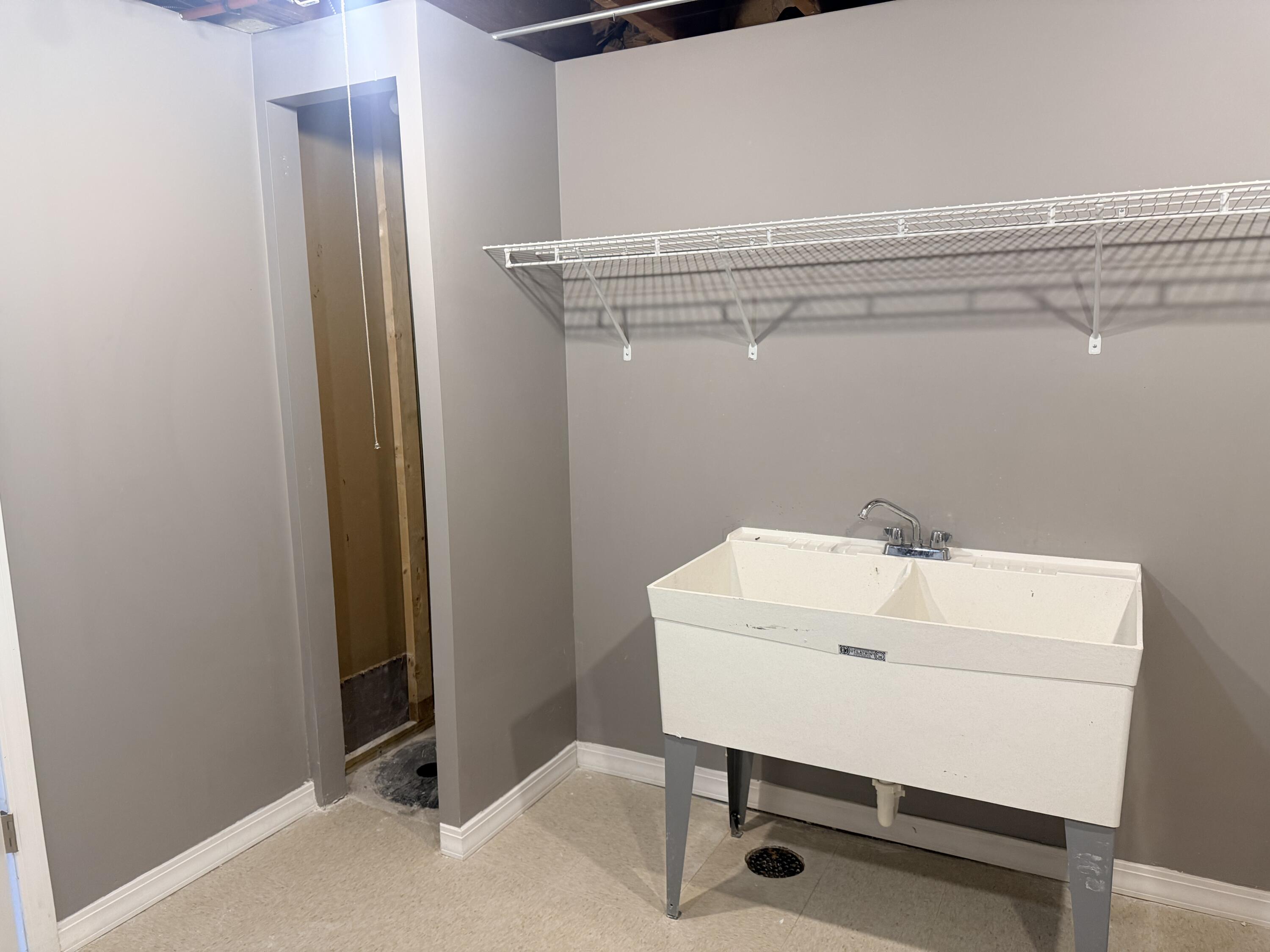 6092 Cleveland Street, Merrillville, IN 46410; Image #32