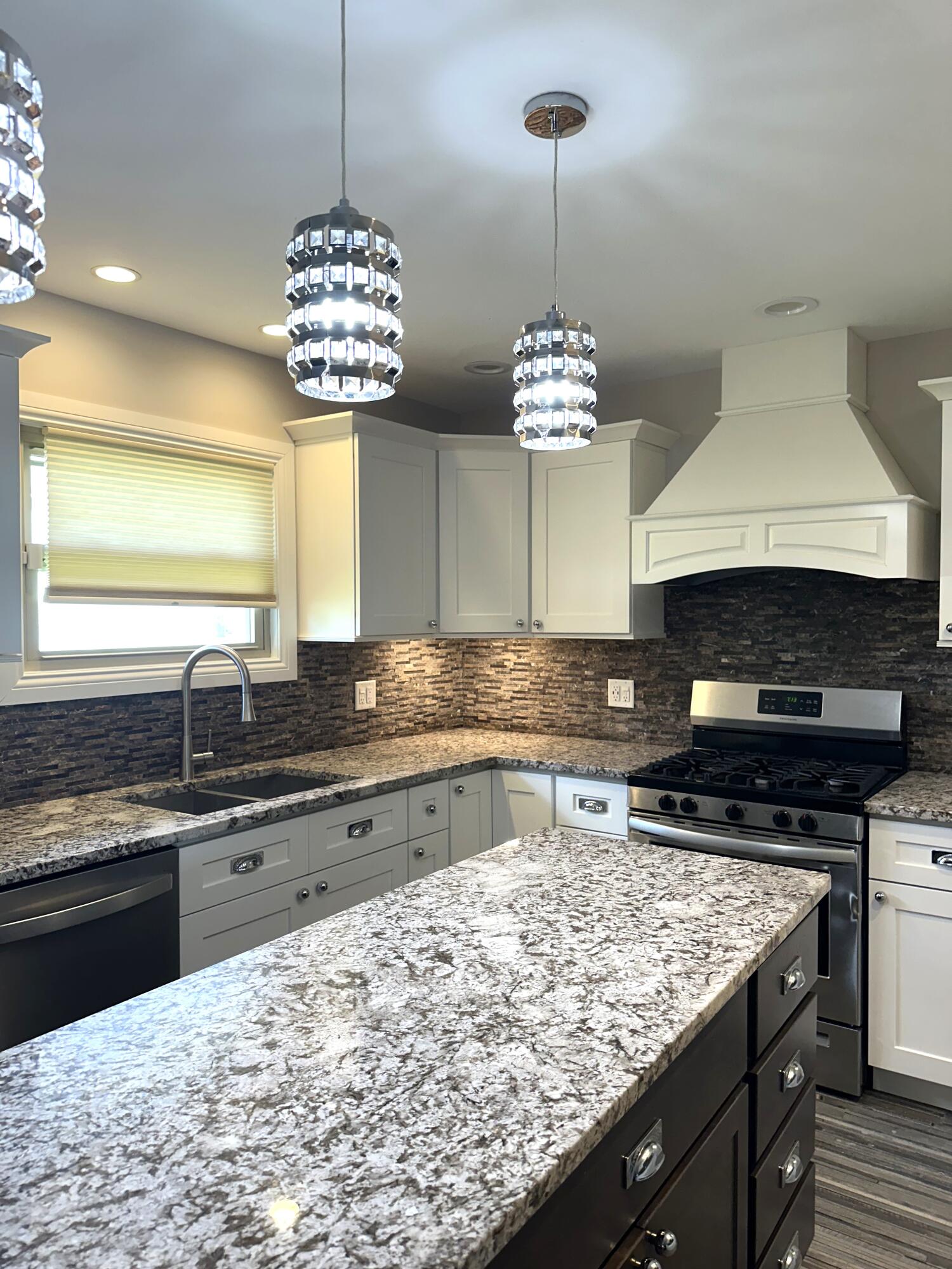 6092 Cleveland Street, Merrillville, IN 46410; Image #8