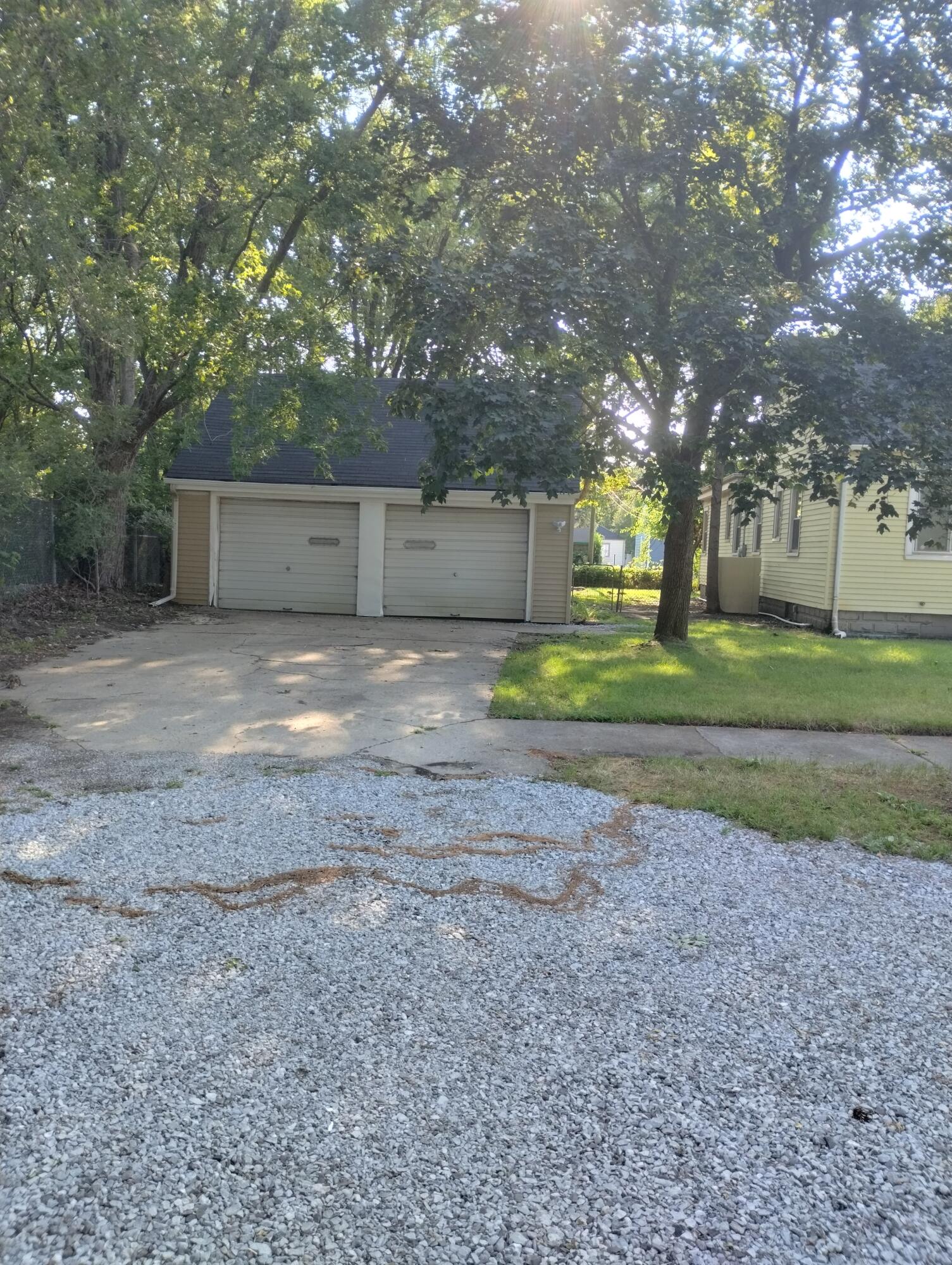 153 Hovey Street, Gary, IN 46406; Image #58