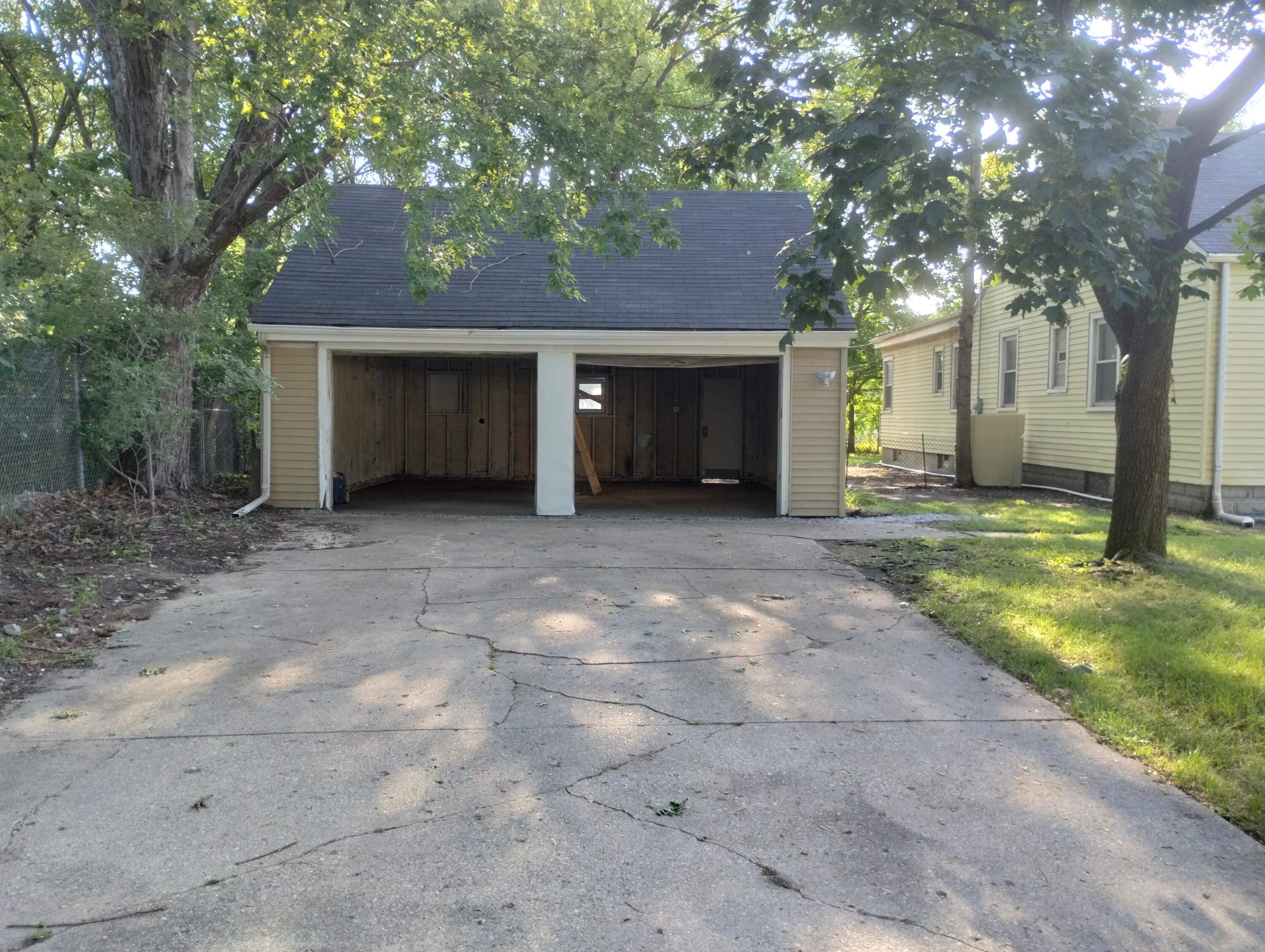 153 Hovey Street, Gary, IN 46406; Image #59