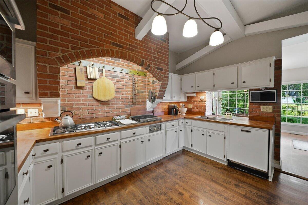 229 E Morgan Avenue, Chesterton, IN 46304; Image #25