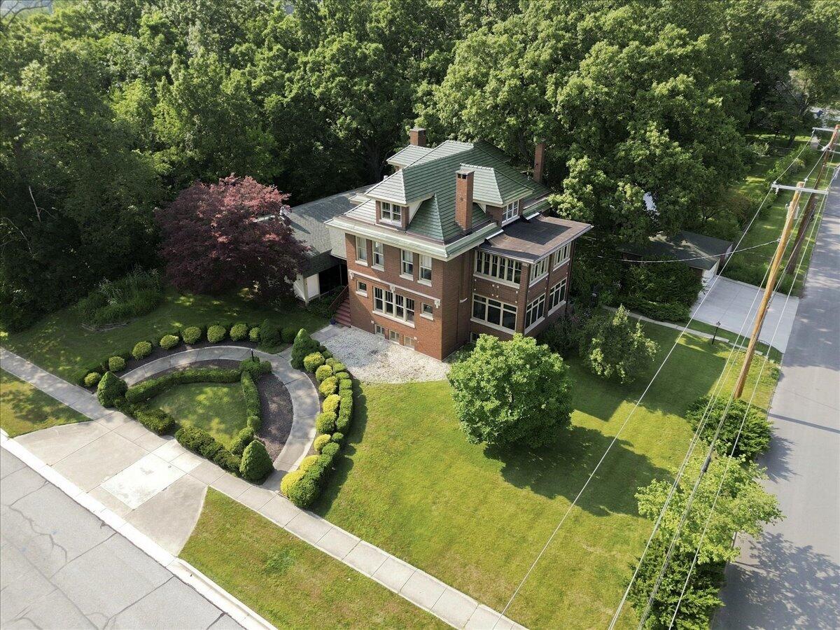 229 E Morgan Avenue, Chesterton, IN 46304; Image #3