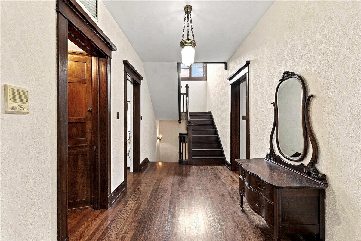 229 E Morgan Avenue, Chesterton, IN 46304; Image #35