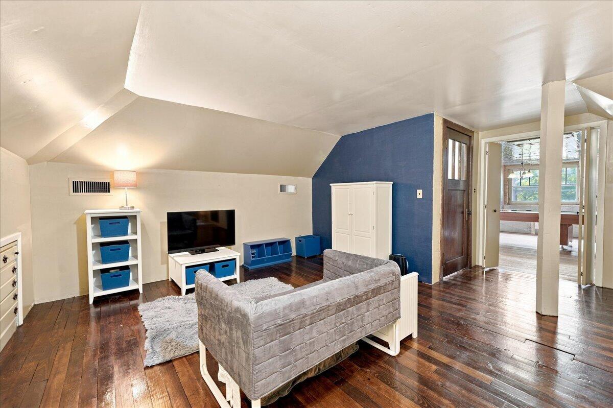 229 E Morgan Avenue, Chesterton, IN 46304; Image #51